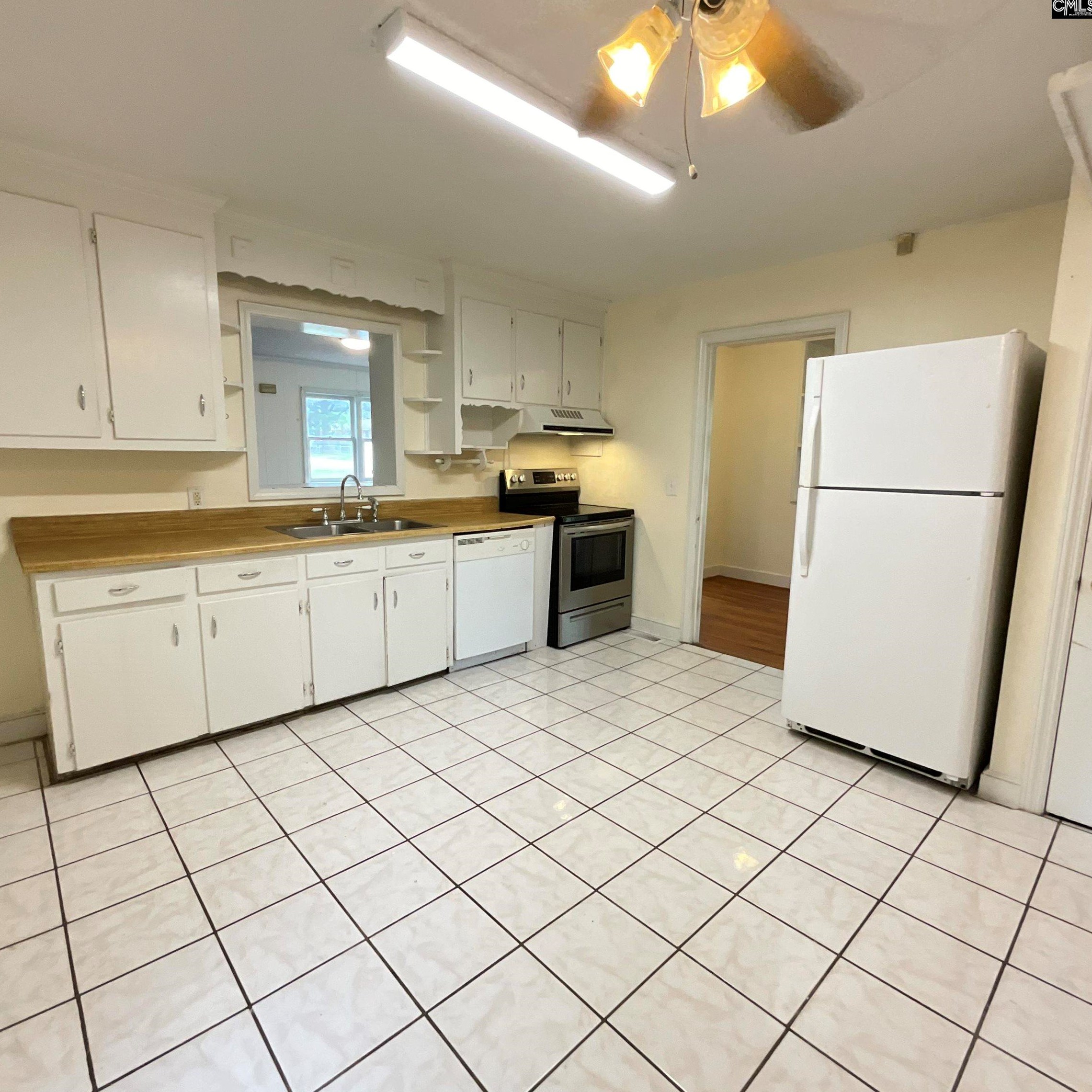 1501 Aralia Dr, Columbia SC exterior