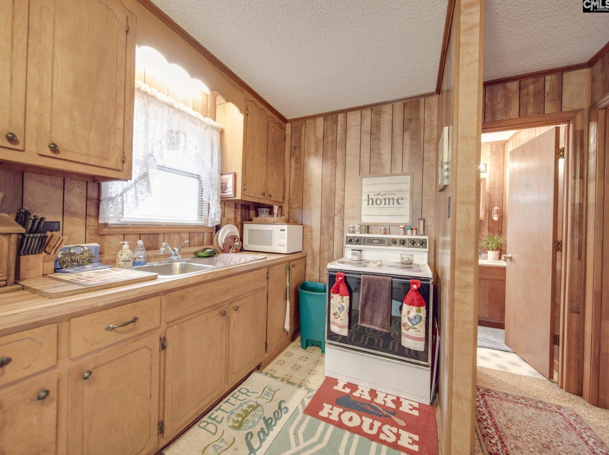 2332 Beaver Crk Rd, Red Hill SC 29020-8438 exterior