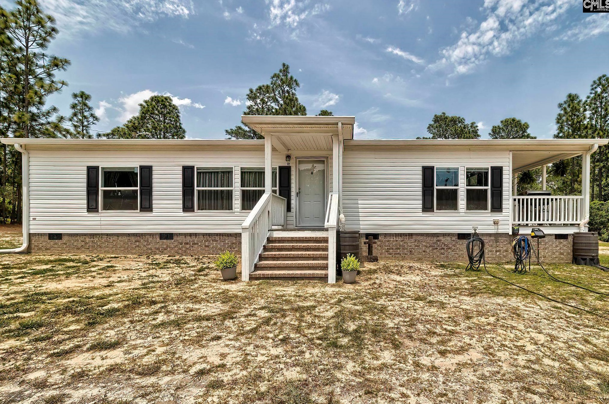 72 Spinner Ln, New Holland, SC 29164