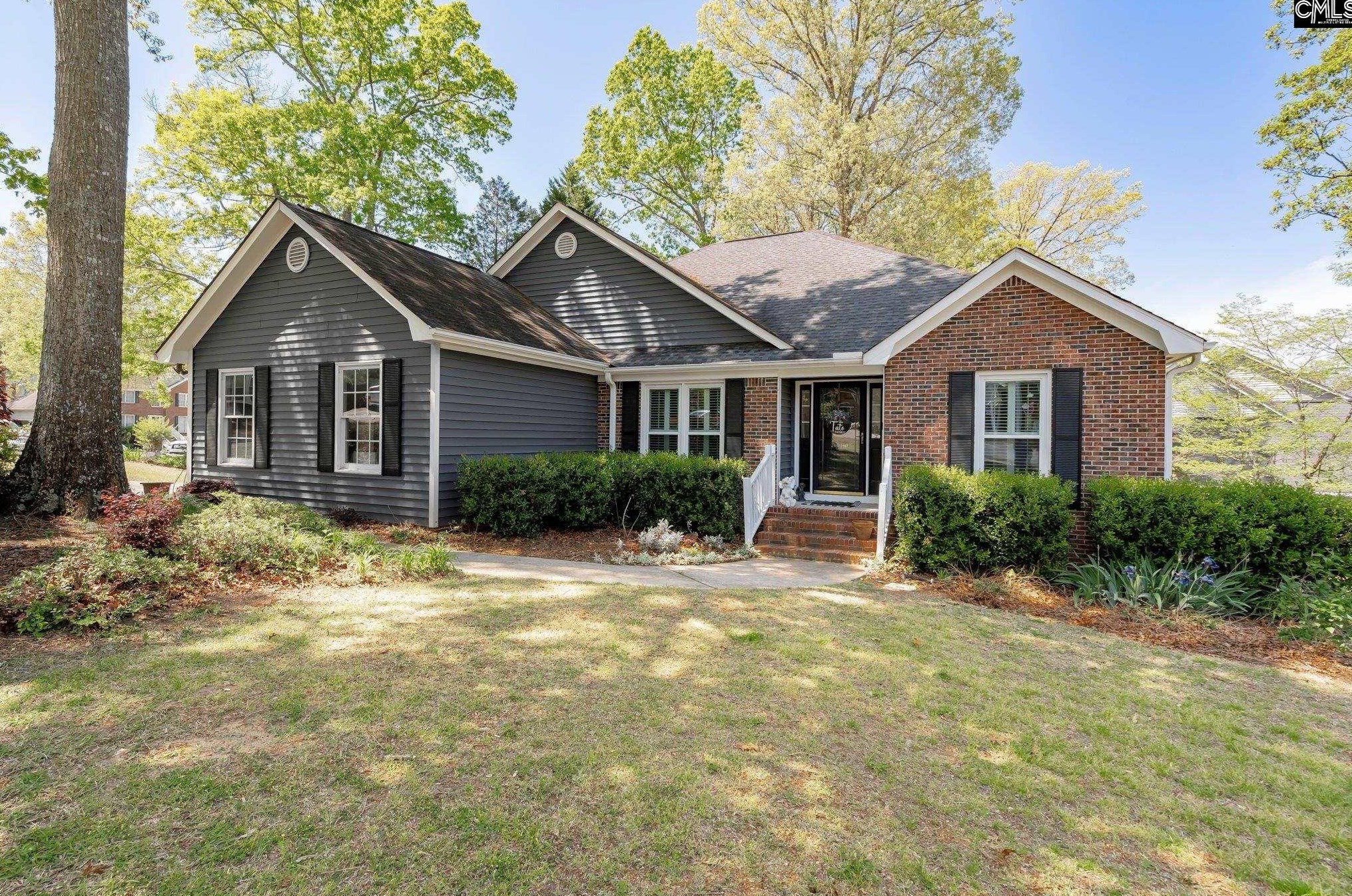 100 Bison Pl, Lexington, SC 29072-7932
