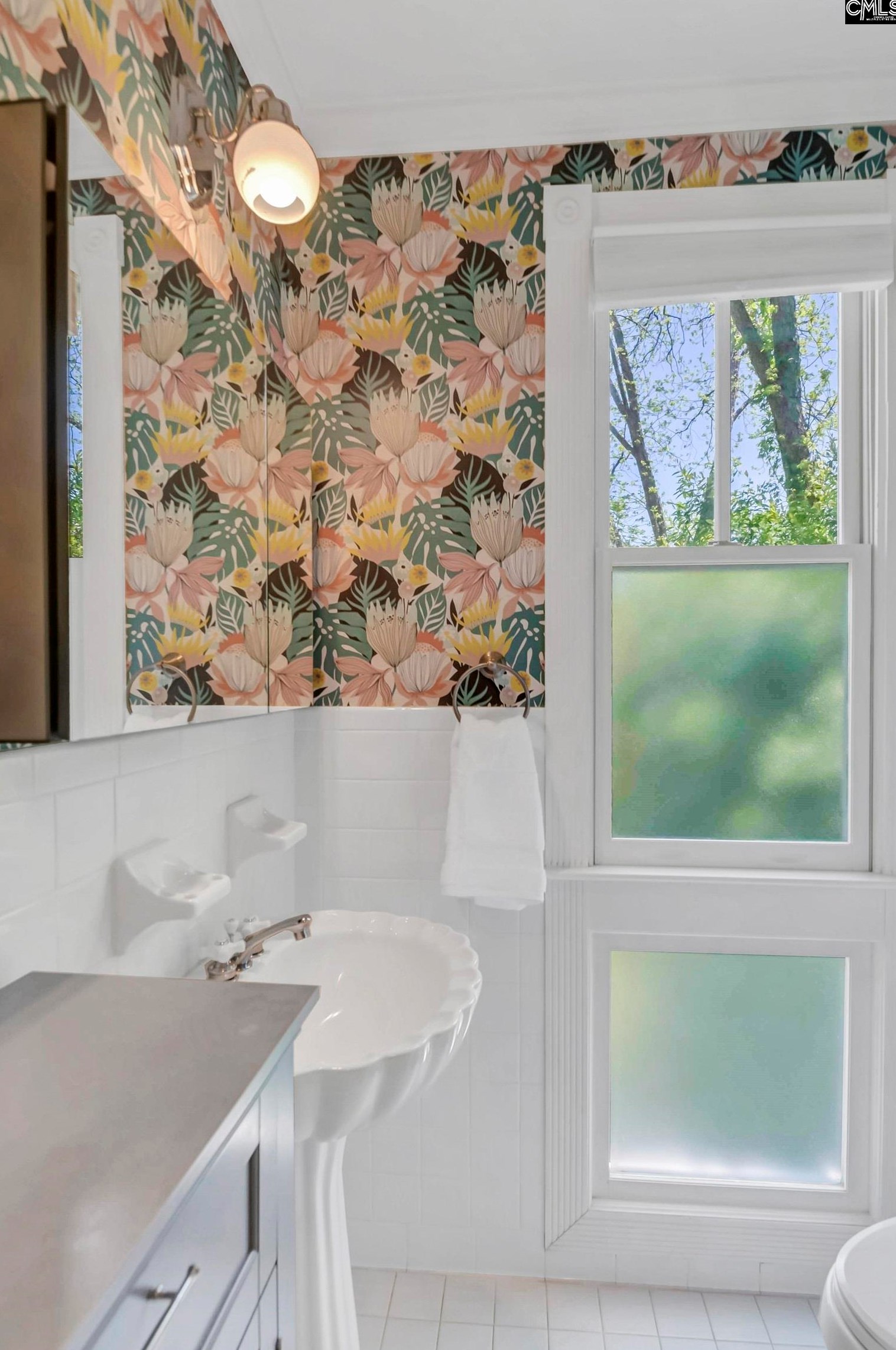 2714 Kiawah Ave, Columbia SC 29205-3168 exterior