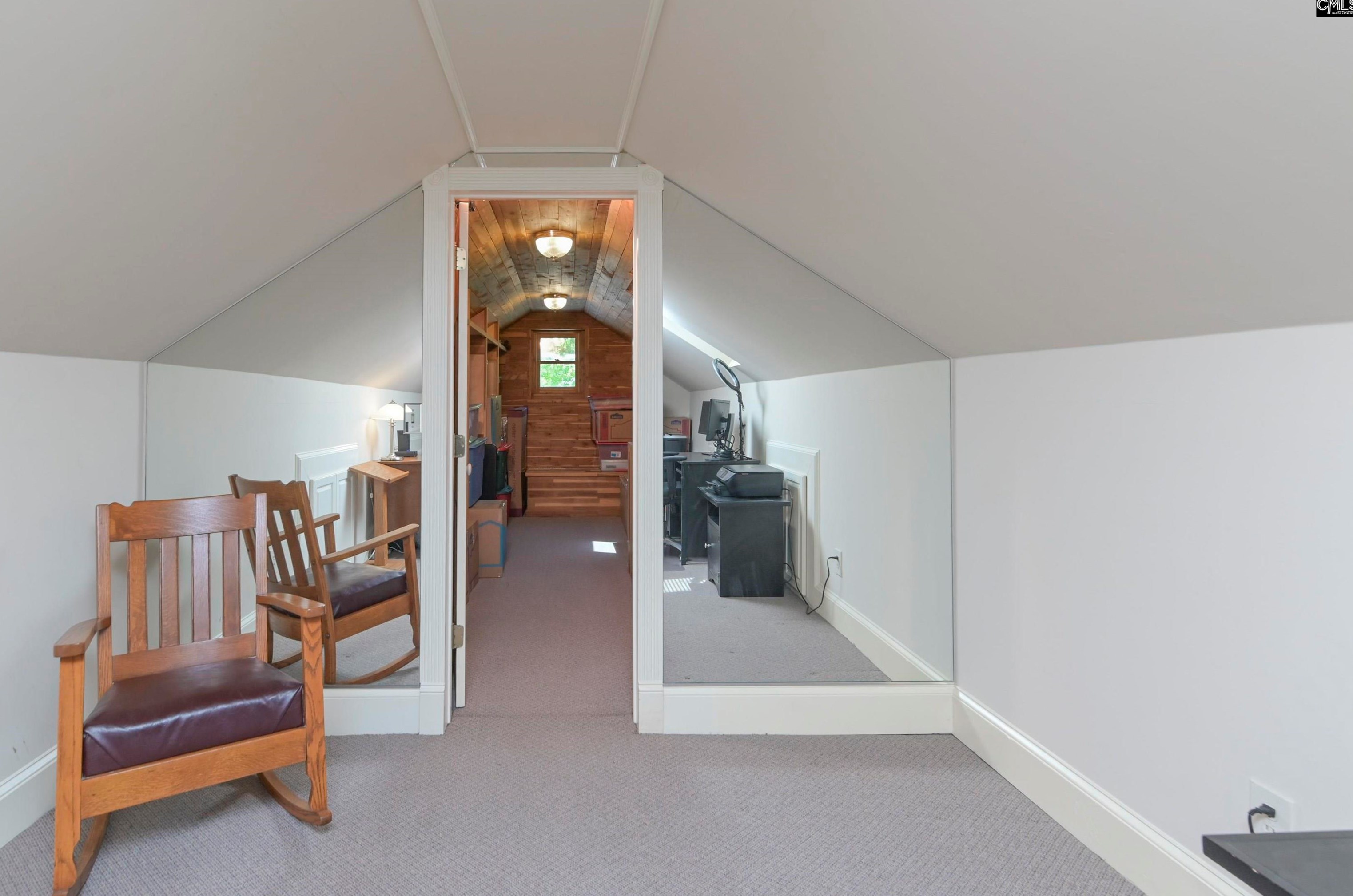 2714 Kiawah Ave, Columbia SC 29205-3168 exterior