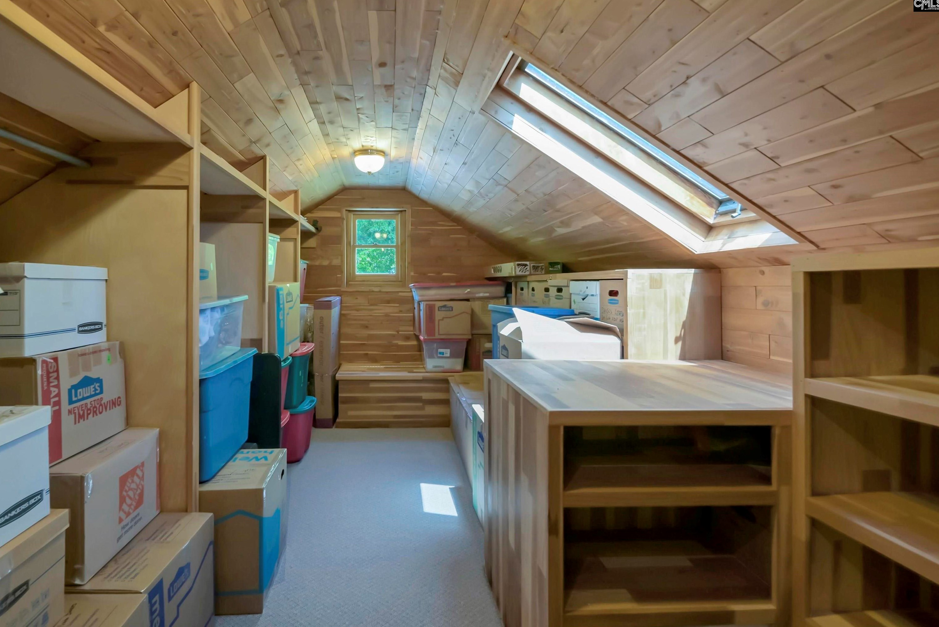 2714 Kiawah Ave, Columbia SC 29205-3168 exterior