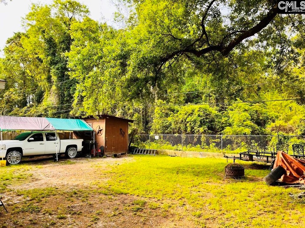 15 Holiday Cir, Columbia SC  29206-1020 exterior