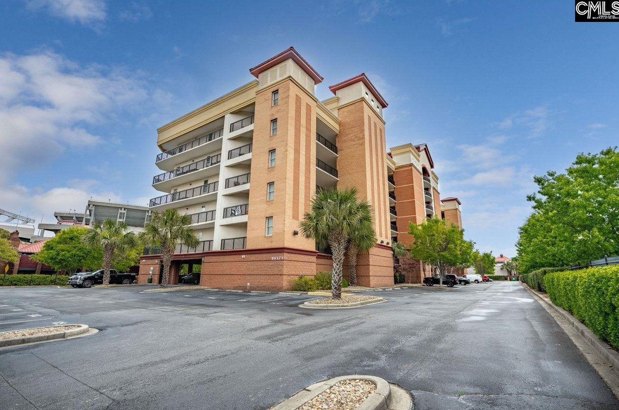 1100 Bluff Road 403, Columbia, SC 29201