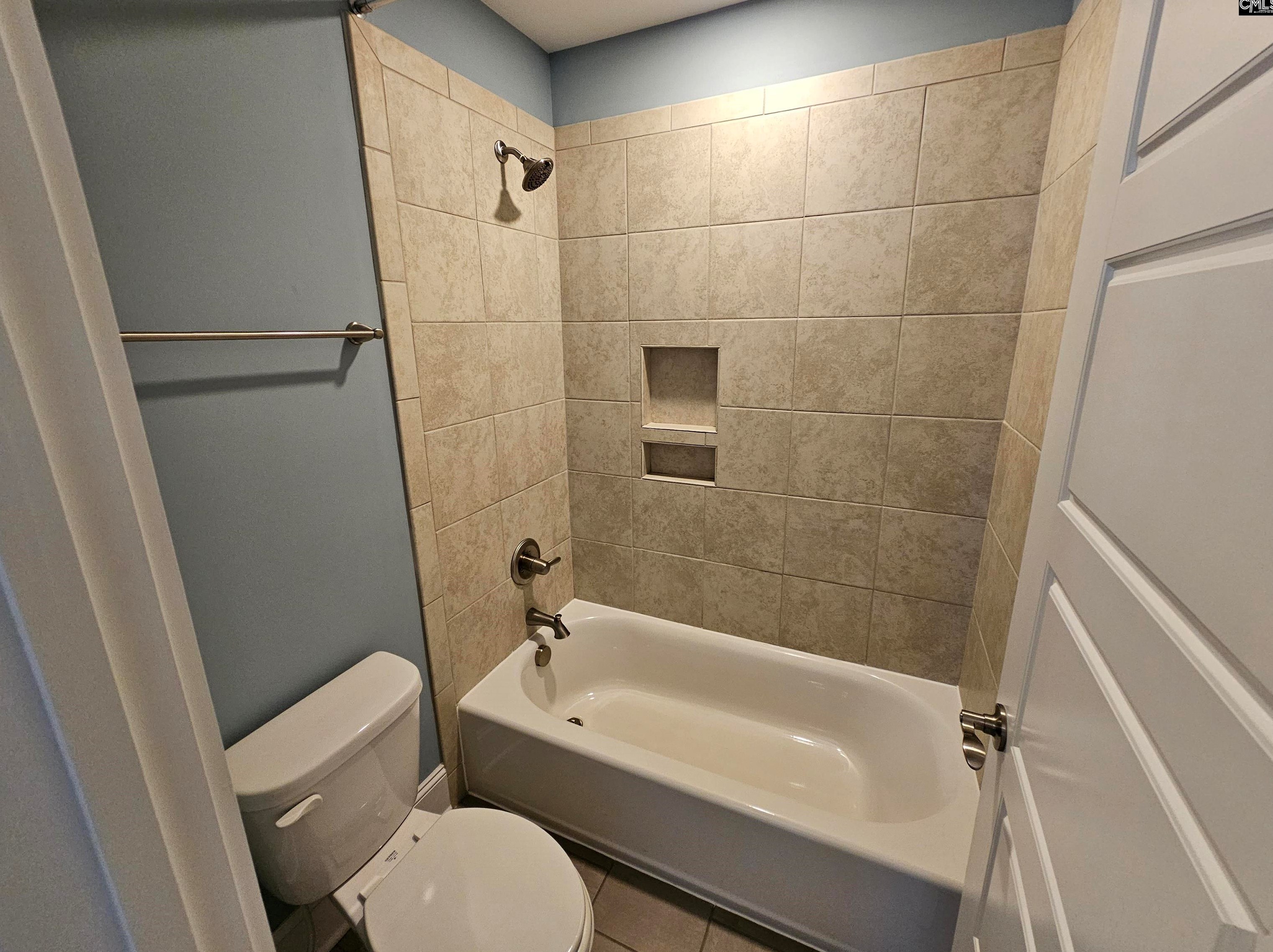 4205 Devine St, Columbia SC 29205-2007 exterior