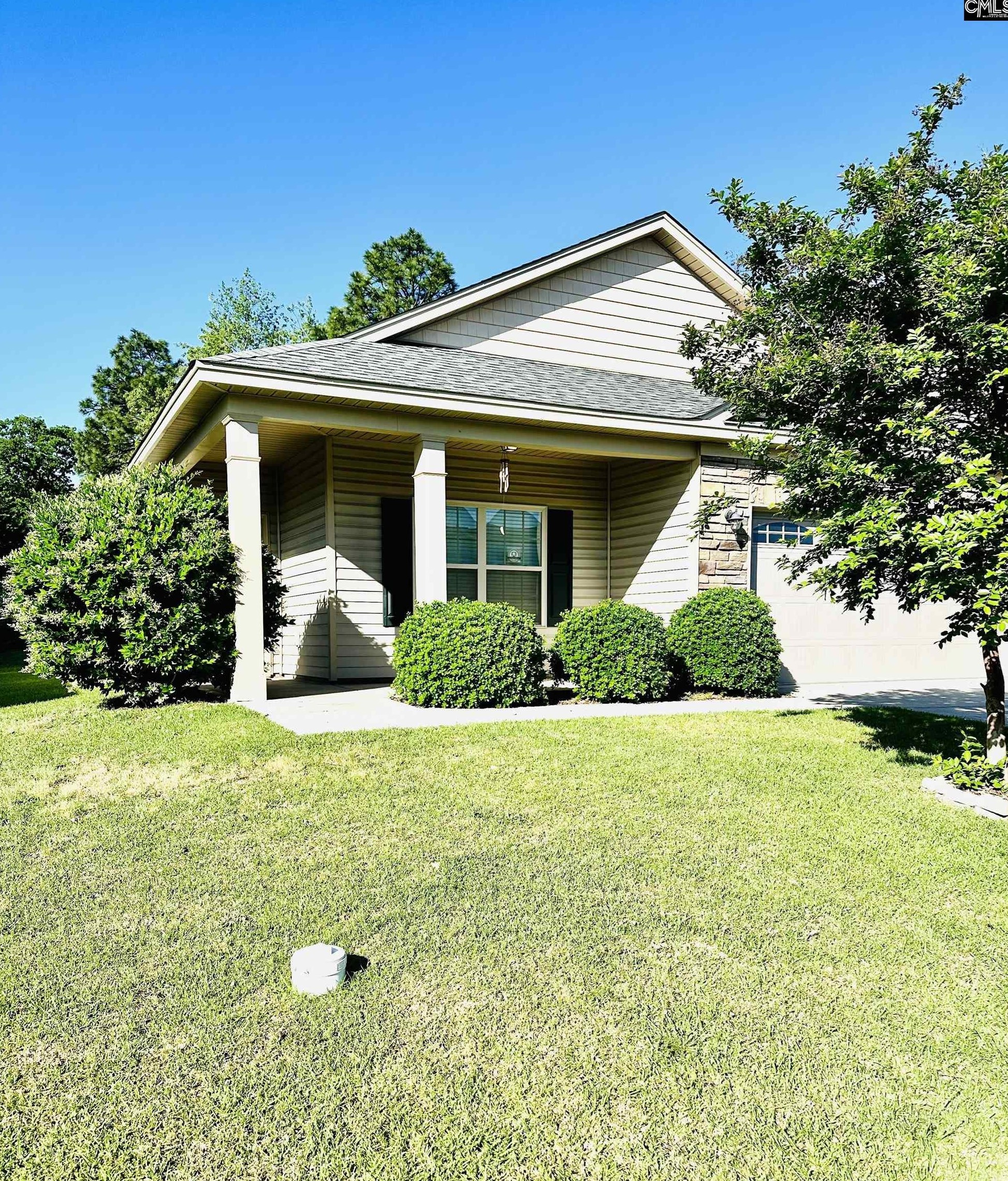 319 Keegan Rock Ct, Lexington, SC 29073