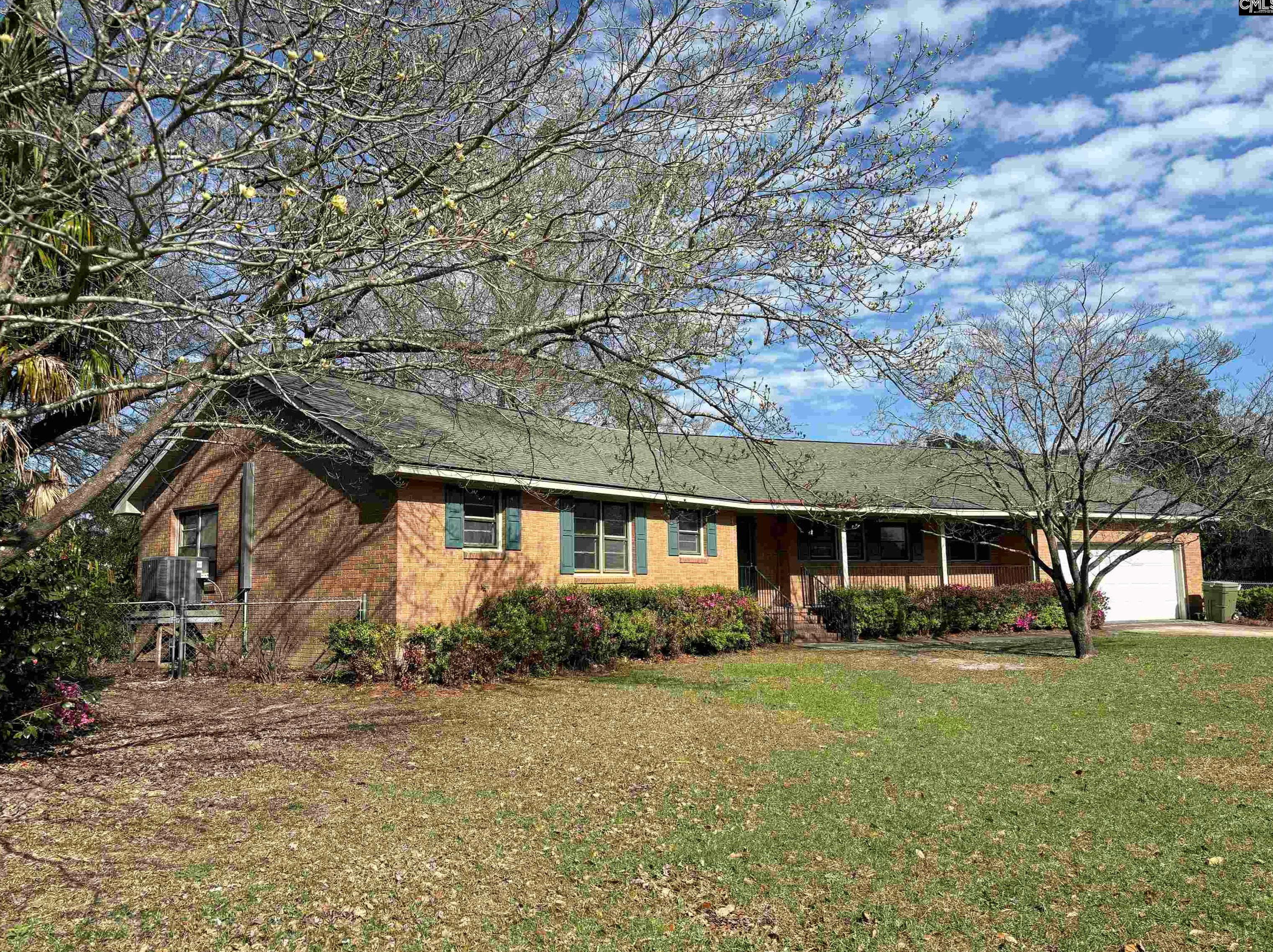 905 Sassafras Dr, Sumter, SC 29150-2329