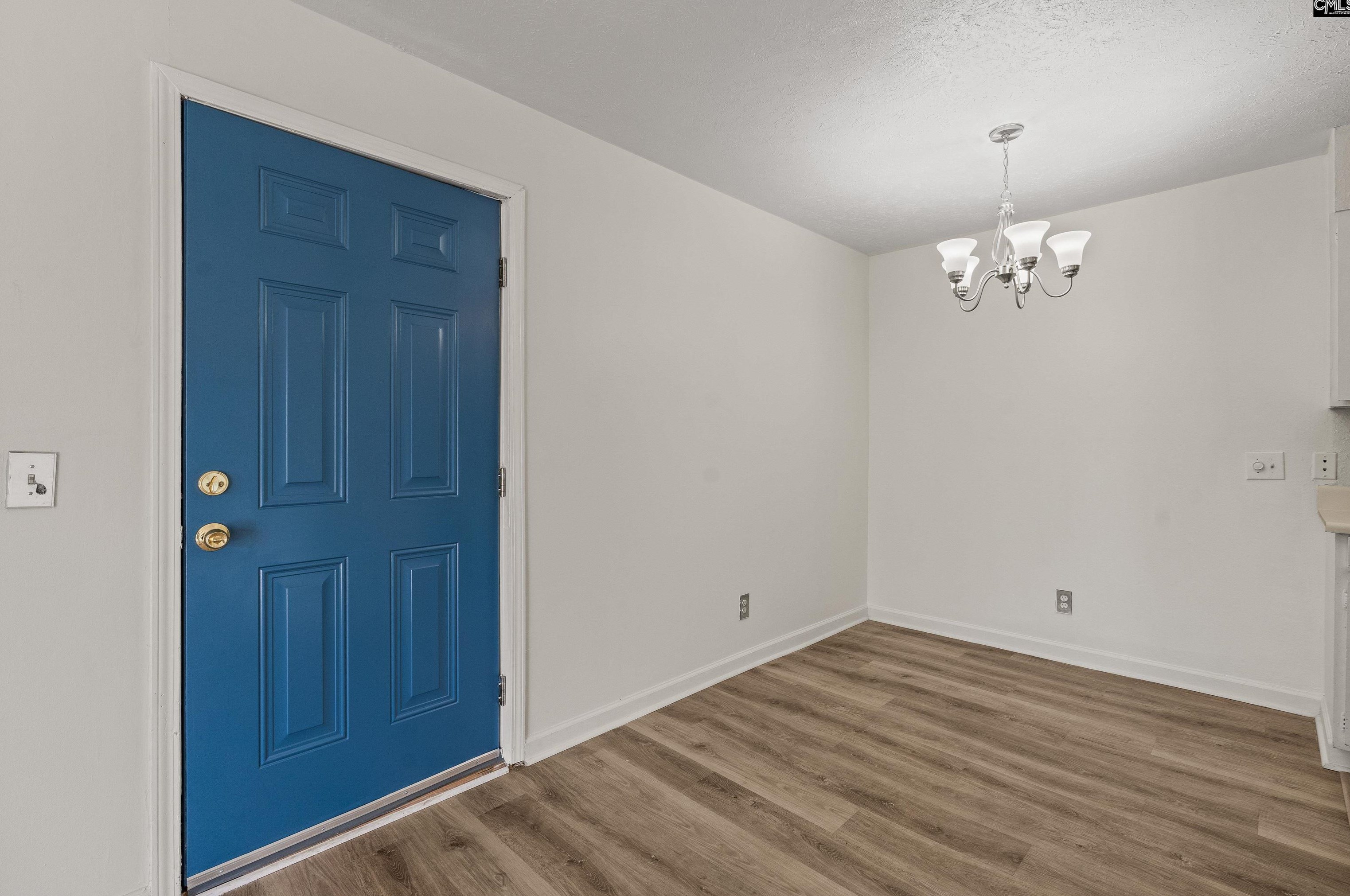 1322 Old Mnr Rd, Columbia SC 29210-6523 exterior