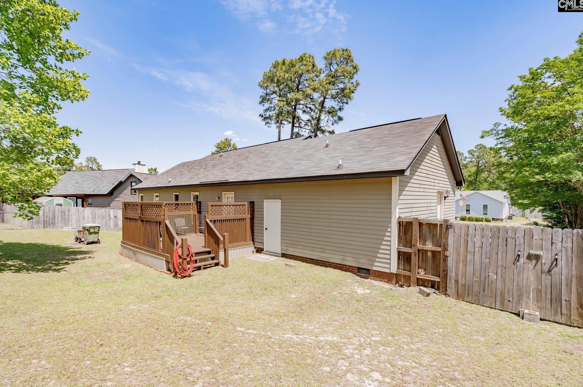 104 Tallwood St, Elgin SC  29045-8765 exterior