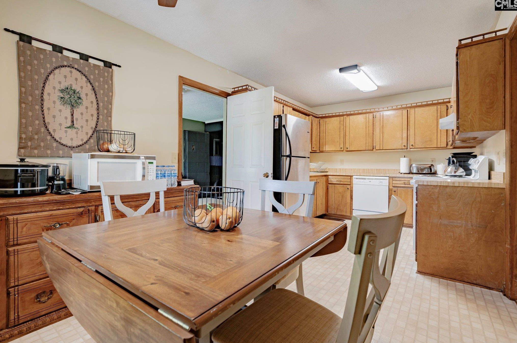 104 Tallwood St, Elgin SC  29045-8765 exterior