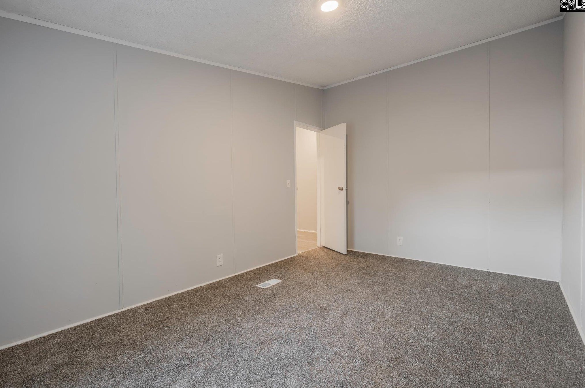 202 Heron Dr, Columbia SC  29203-9385 exterior