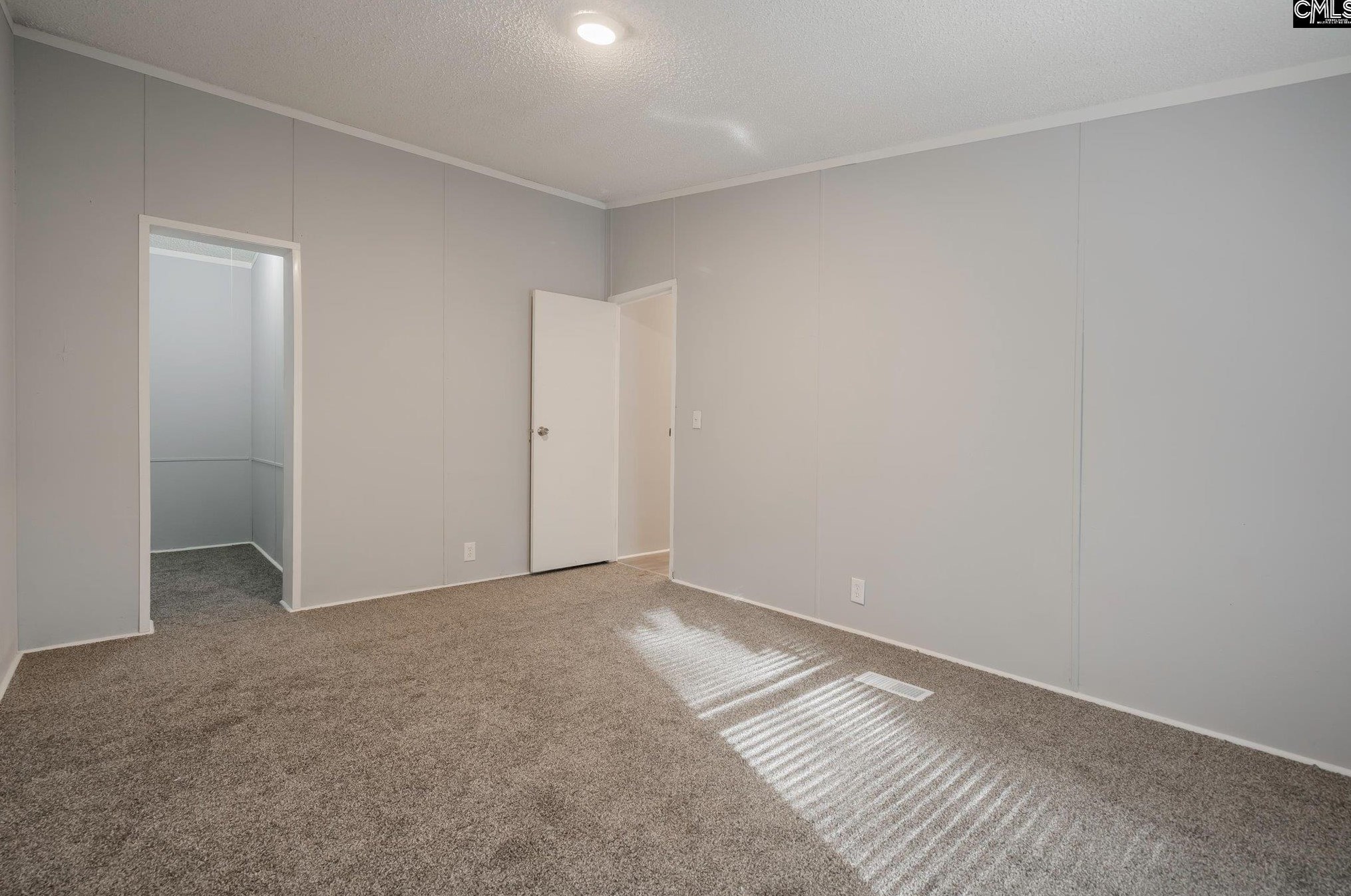 202 Heron Dr, Columbia SC  29203-9385 exterior