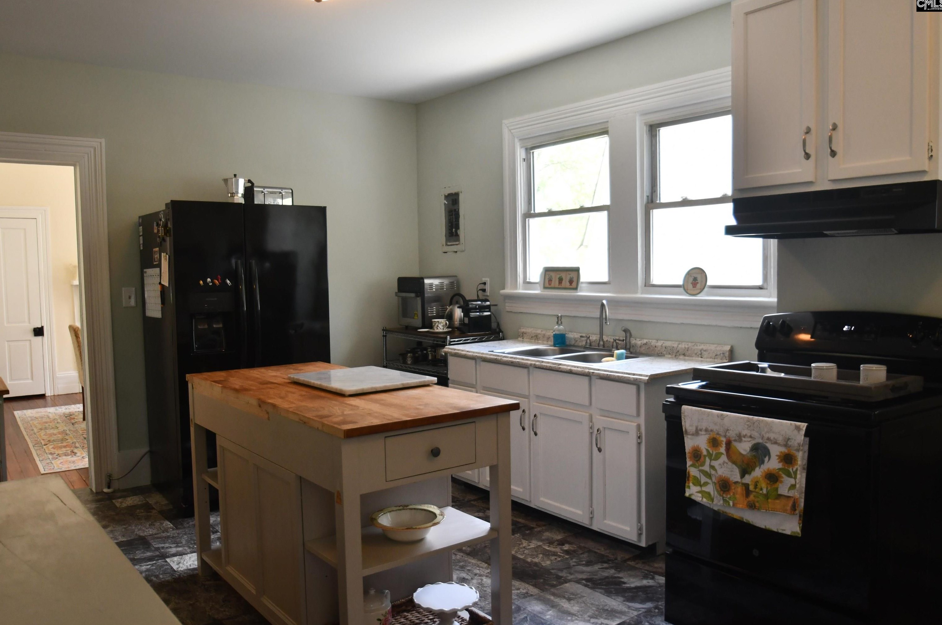 2019 Nance St, Newberry SC 29108-4241 exterior