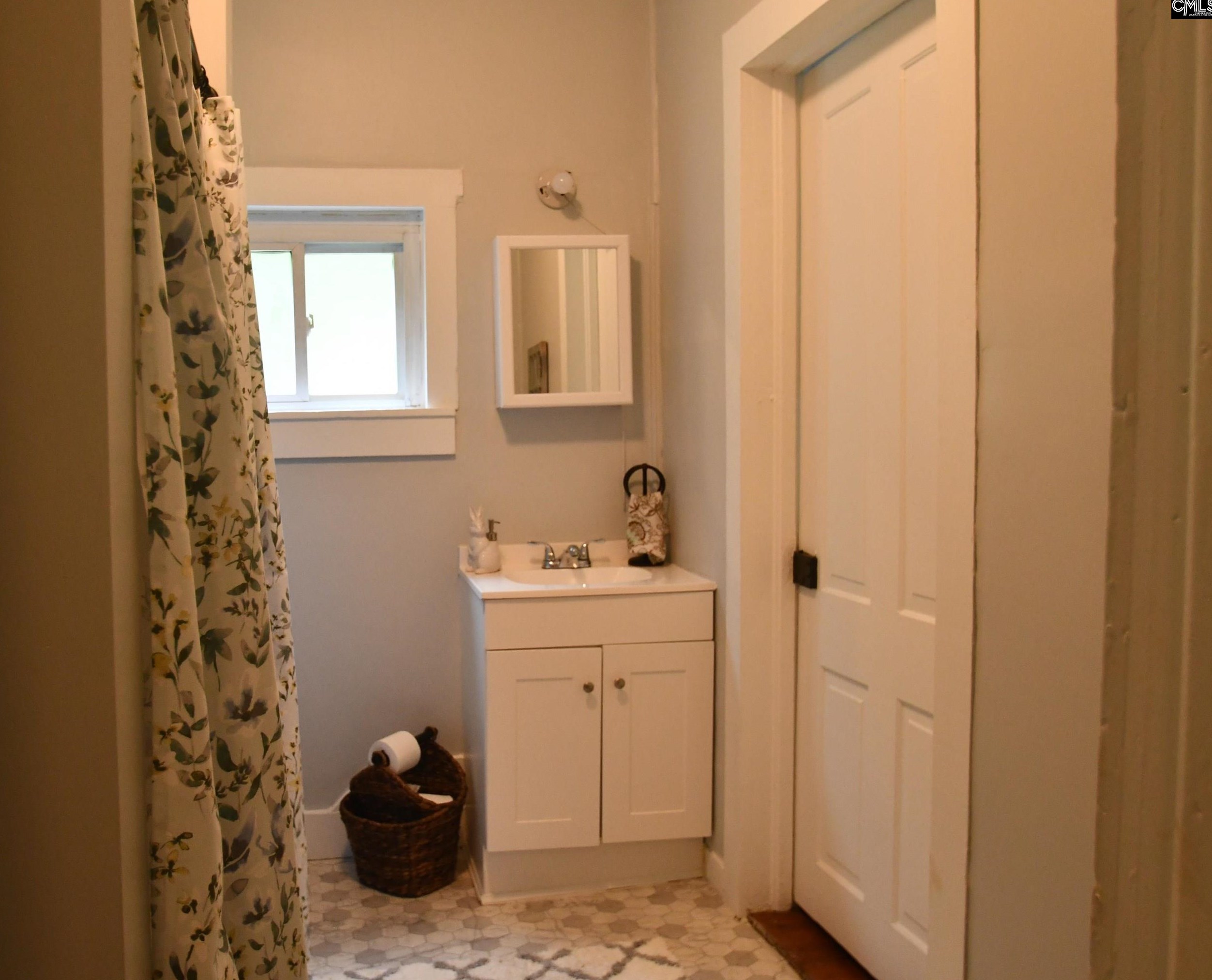 2019 Nance St, Newberry SC 29108-4241 exterior