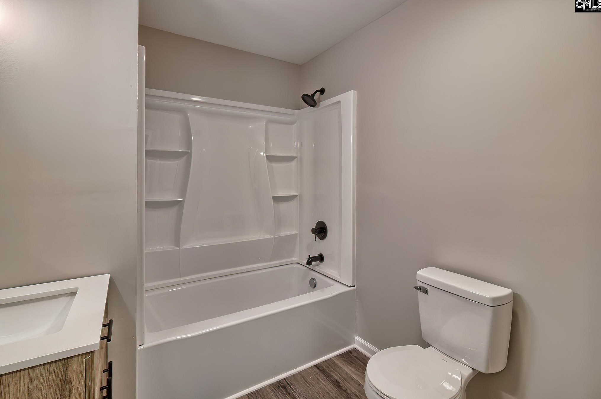 2303 Ervin St, Columbia SC  29204-2212 exterior