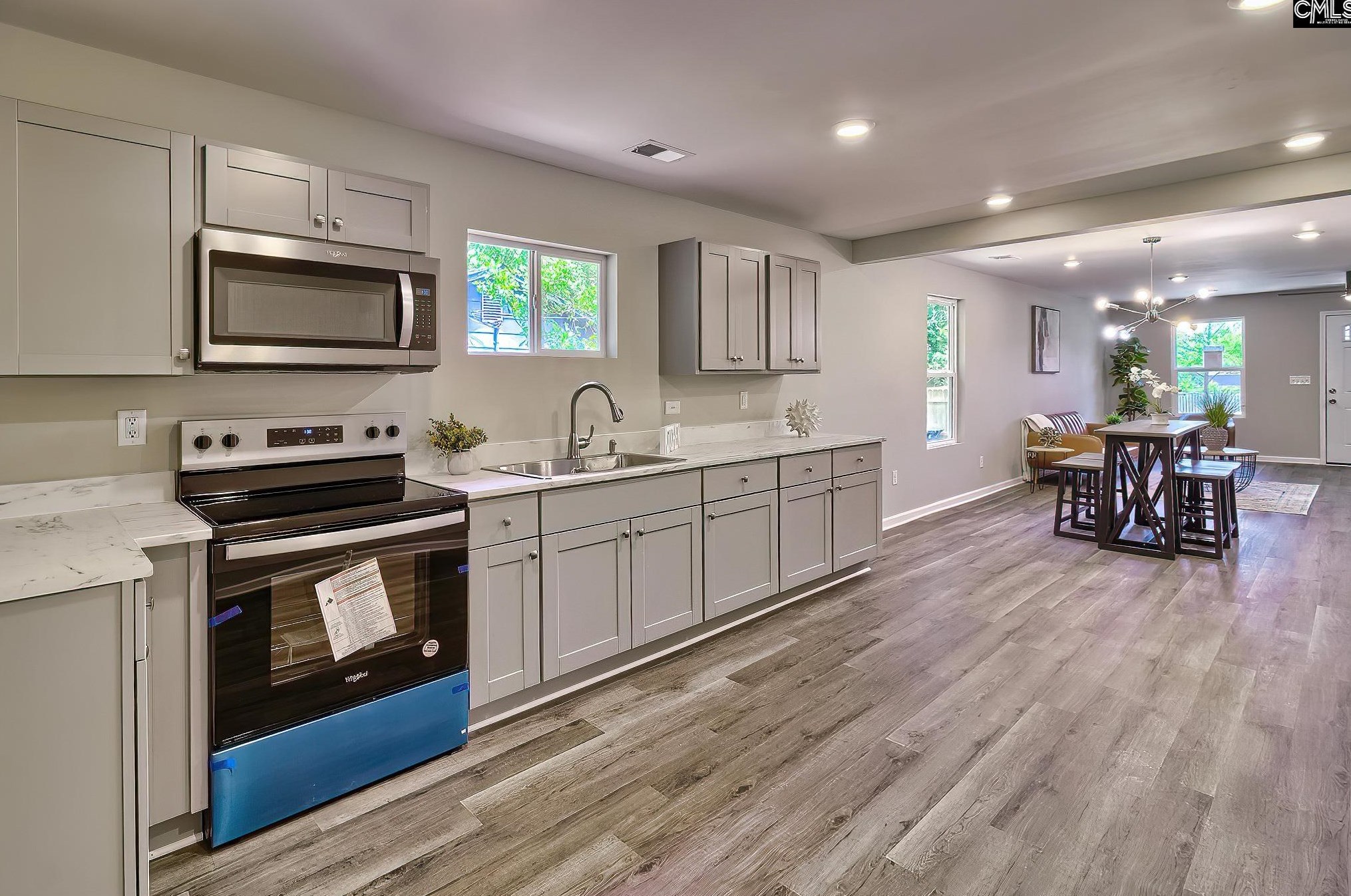 2303 Ervin St, Columbia SC  29204-2212 exterior