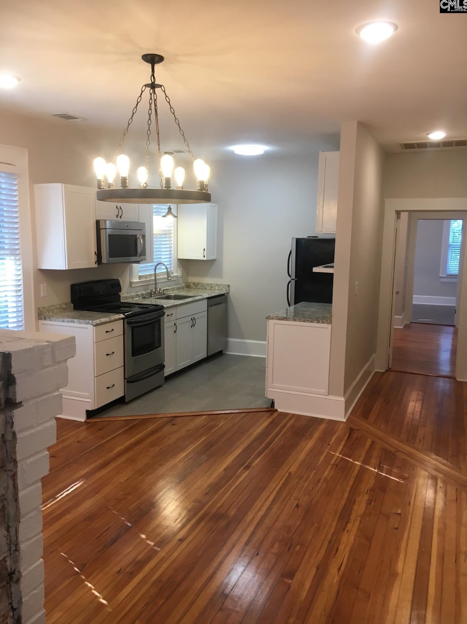 1035 Kinard Ct, Columbia SC  29201-2128 exterior