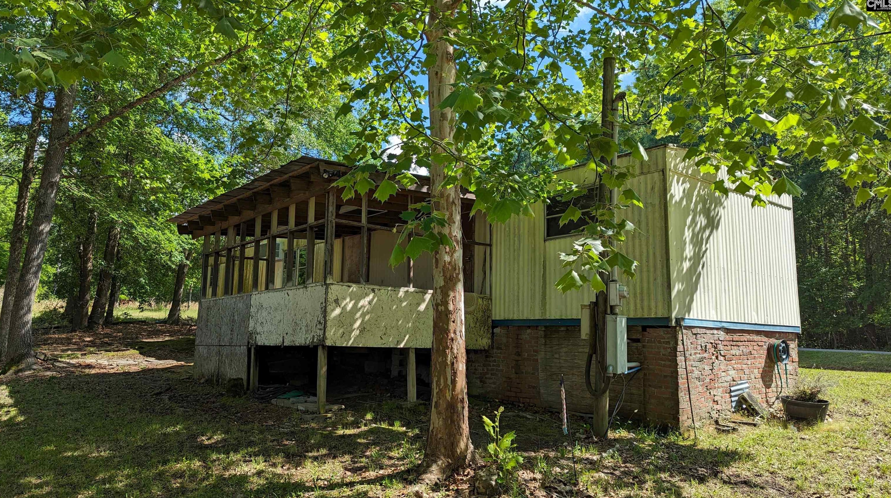 789 Rockbridge Rd, Smallwood, SC 29130-8996