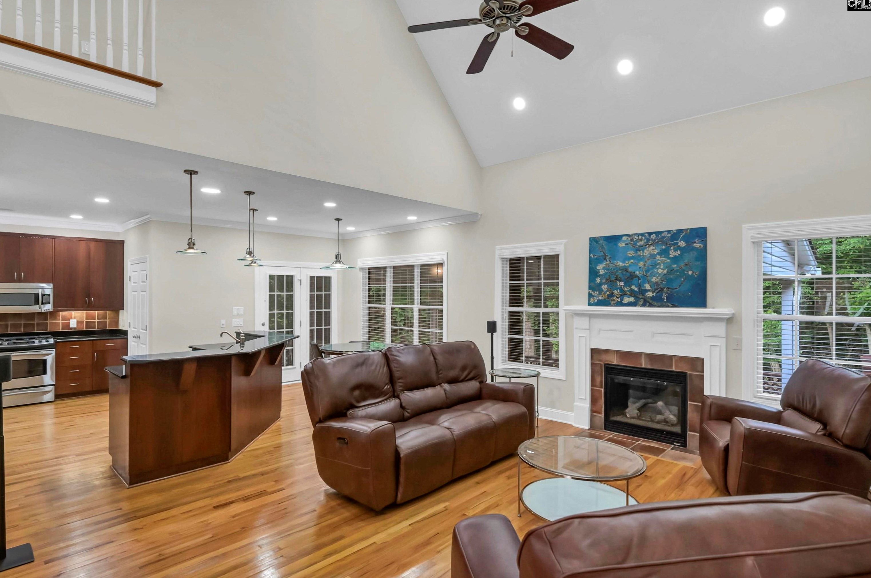 108 Riverhill Ct, Cayce-West Columbia SC  29033-4376 exterior
