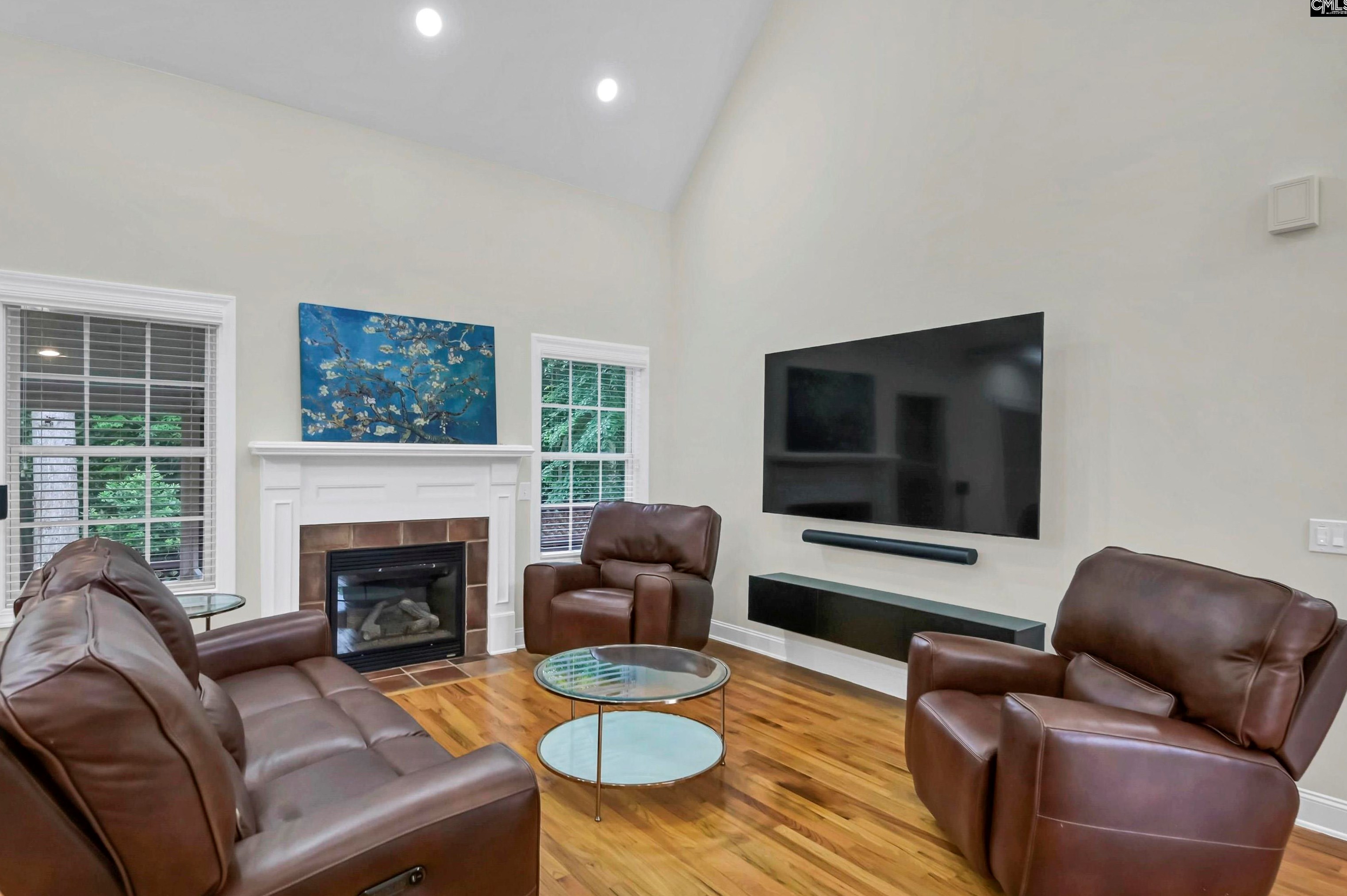 108 Riverhill Ct, Cayce-West Columbia SC  29033-4376 exterior