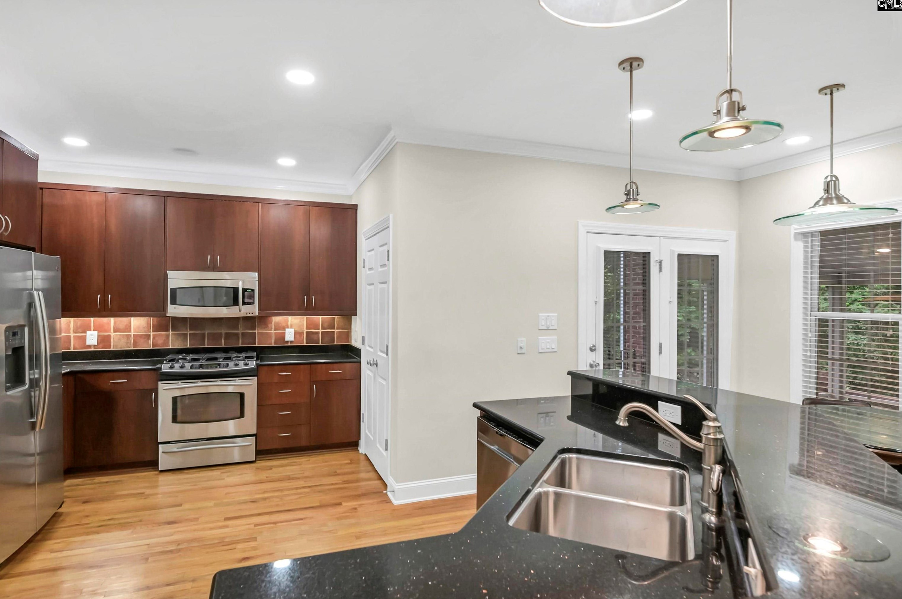 108 Riverhill Ct, Cayce-West Columbia SC  29033-4376 exterior