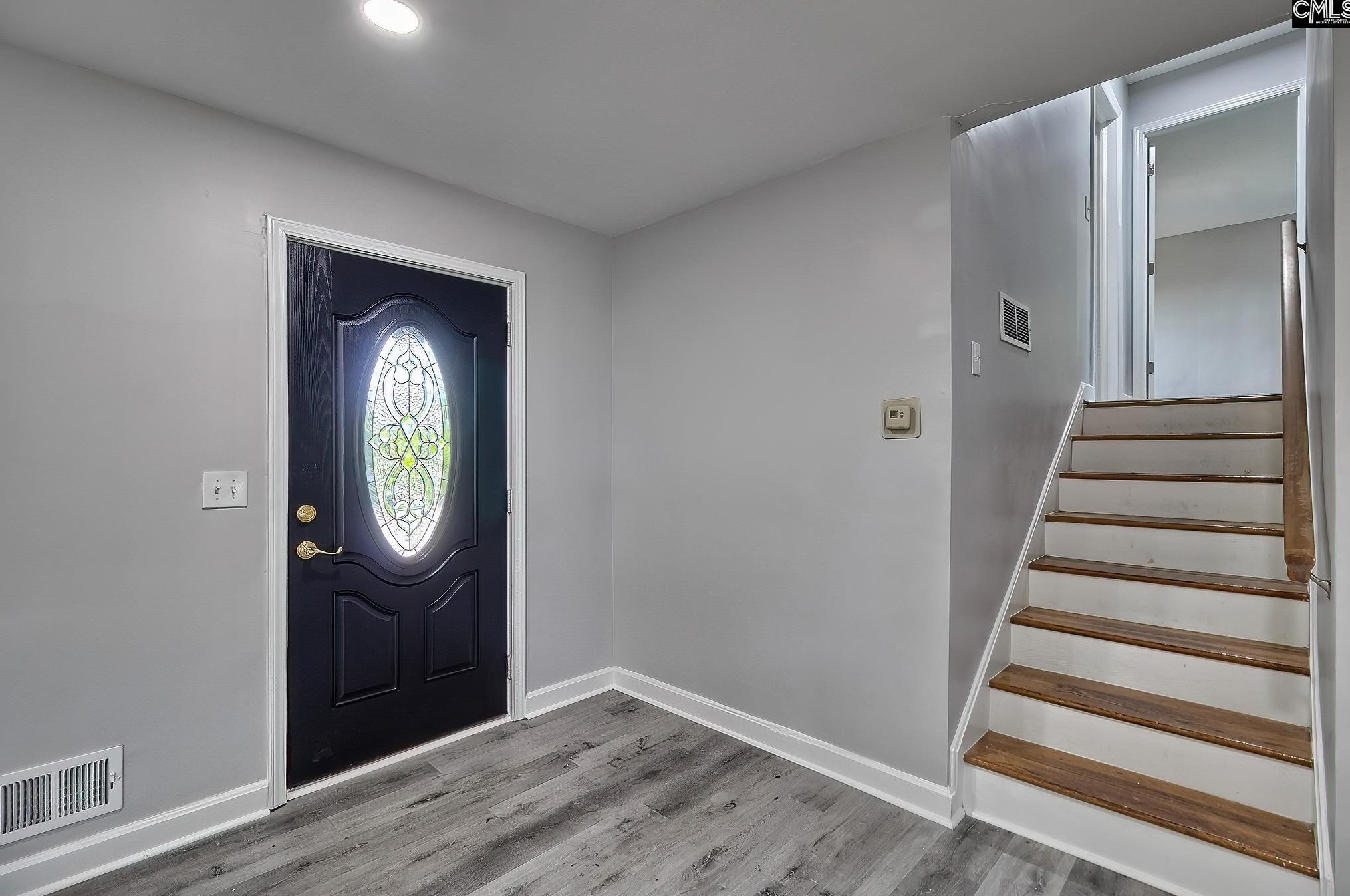 4057 Rosewood Dr, Columbia SC 29205-3743 exterior