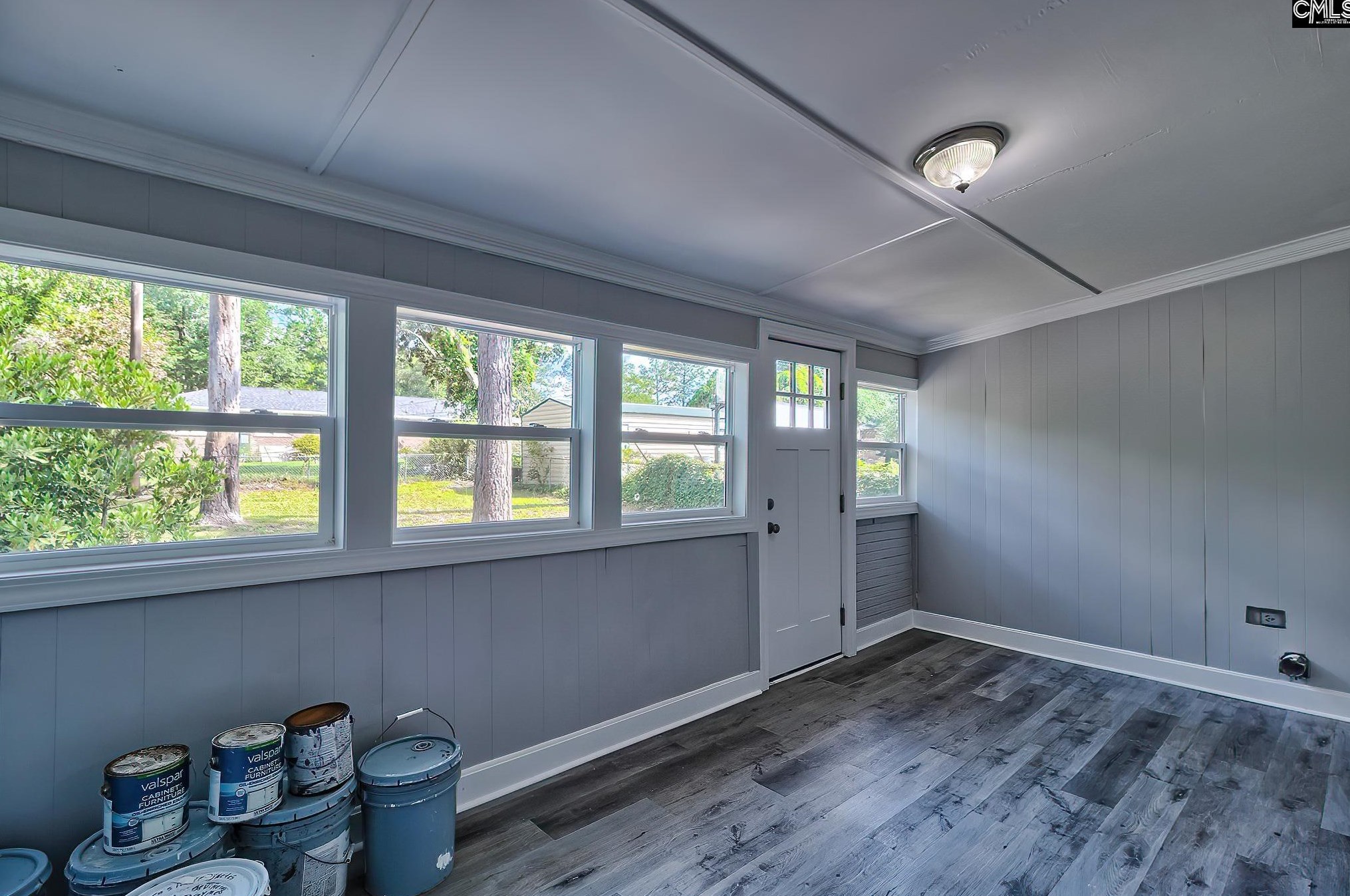 4057 Rosewood Dr, Columbia SC 29205-3743 exterior