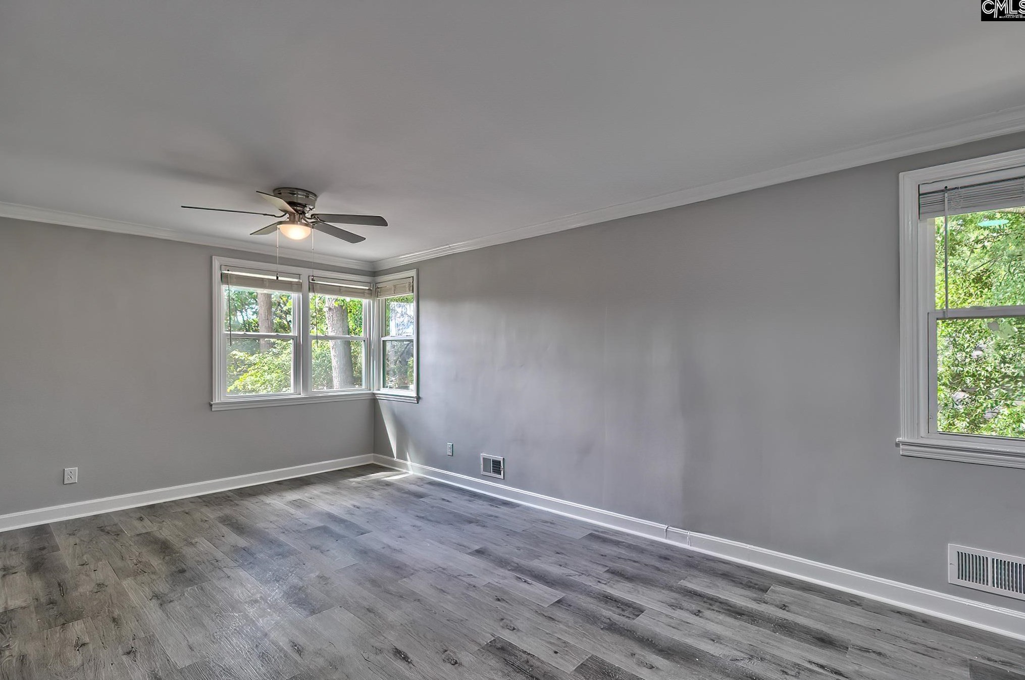 4057 Rosewood Dr, Columbia SC 29205-3743 exterior