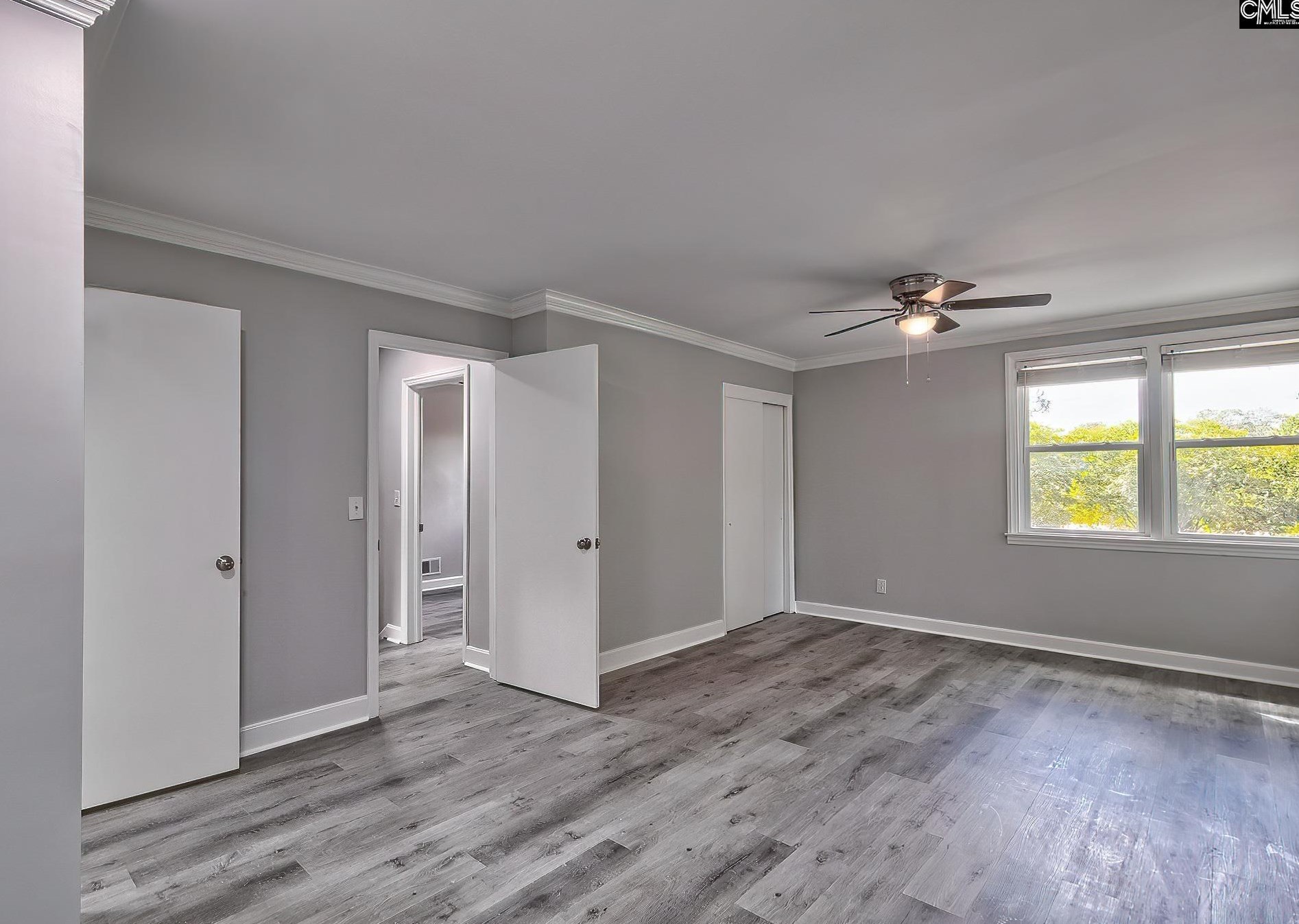 4057 Rosewood Dr, Columbia SC 29205-3743 exterior