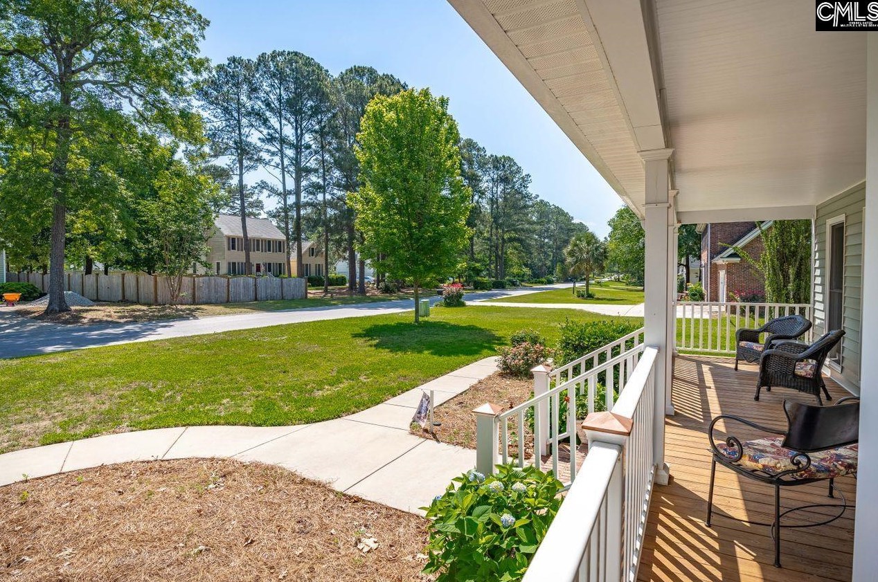 145 Silvercreek Dr, Lexington, SC 29072