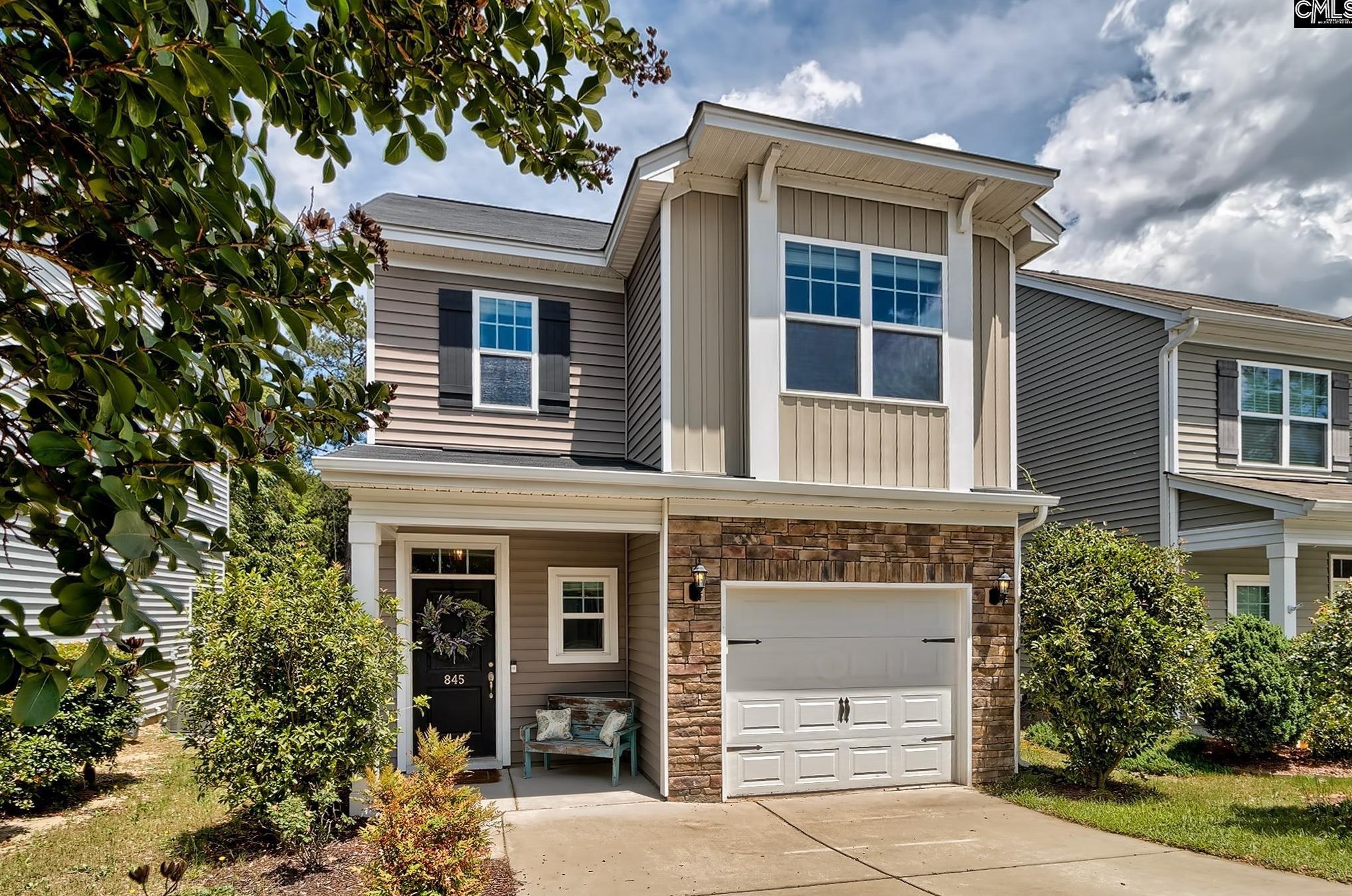 845 Scarlet Leaf Ln, Cayce-West Columbia, SC 29169