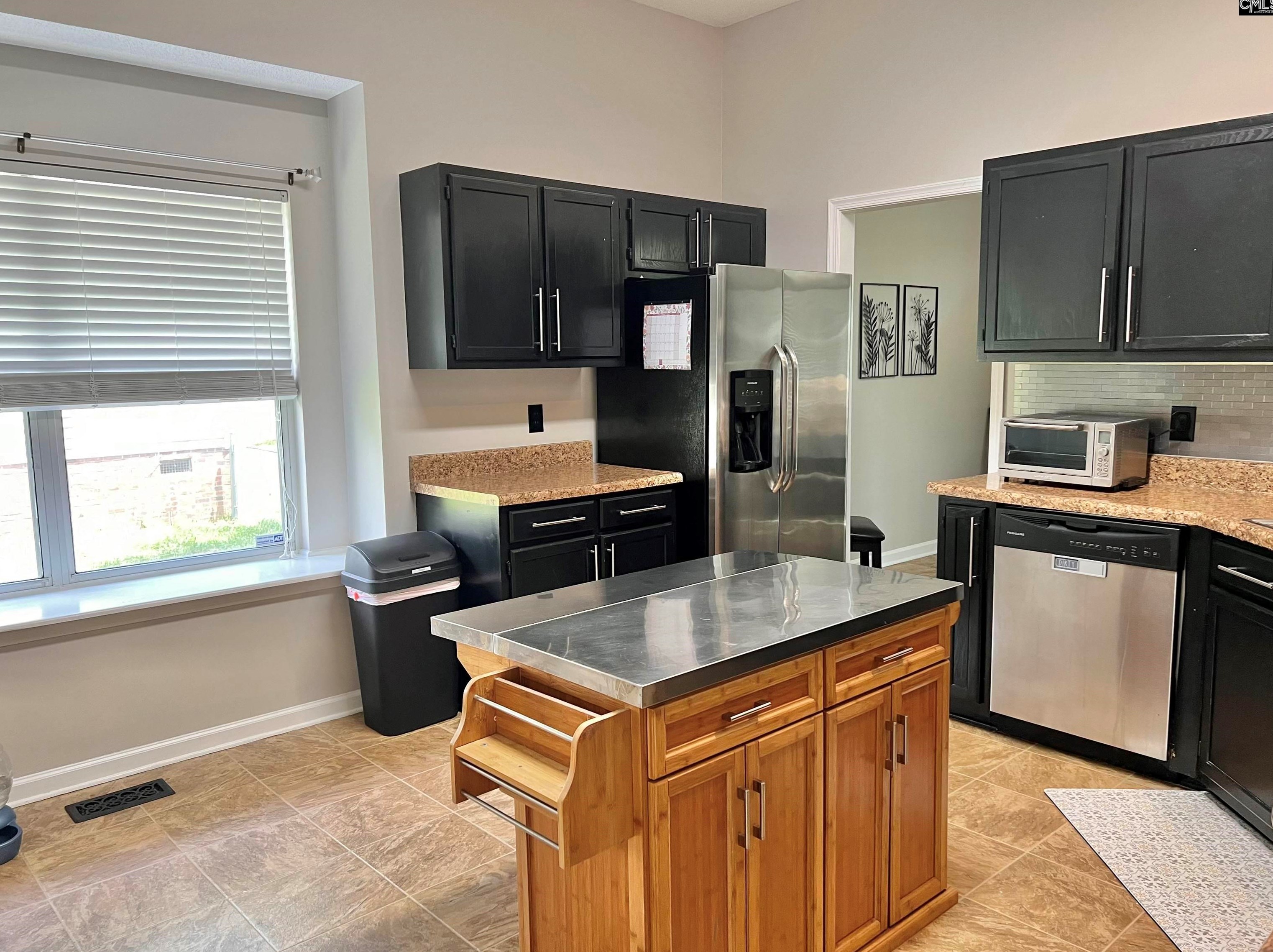 160 Chippenham Cir, Columbia SC 29210-3843 exterior