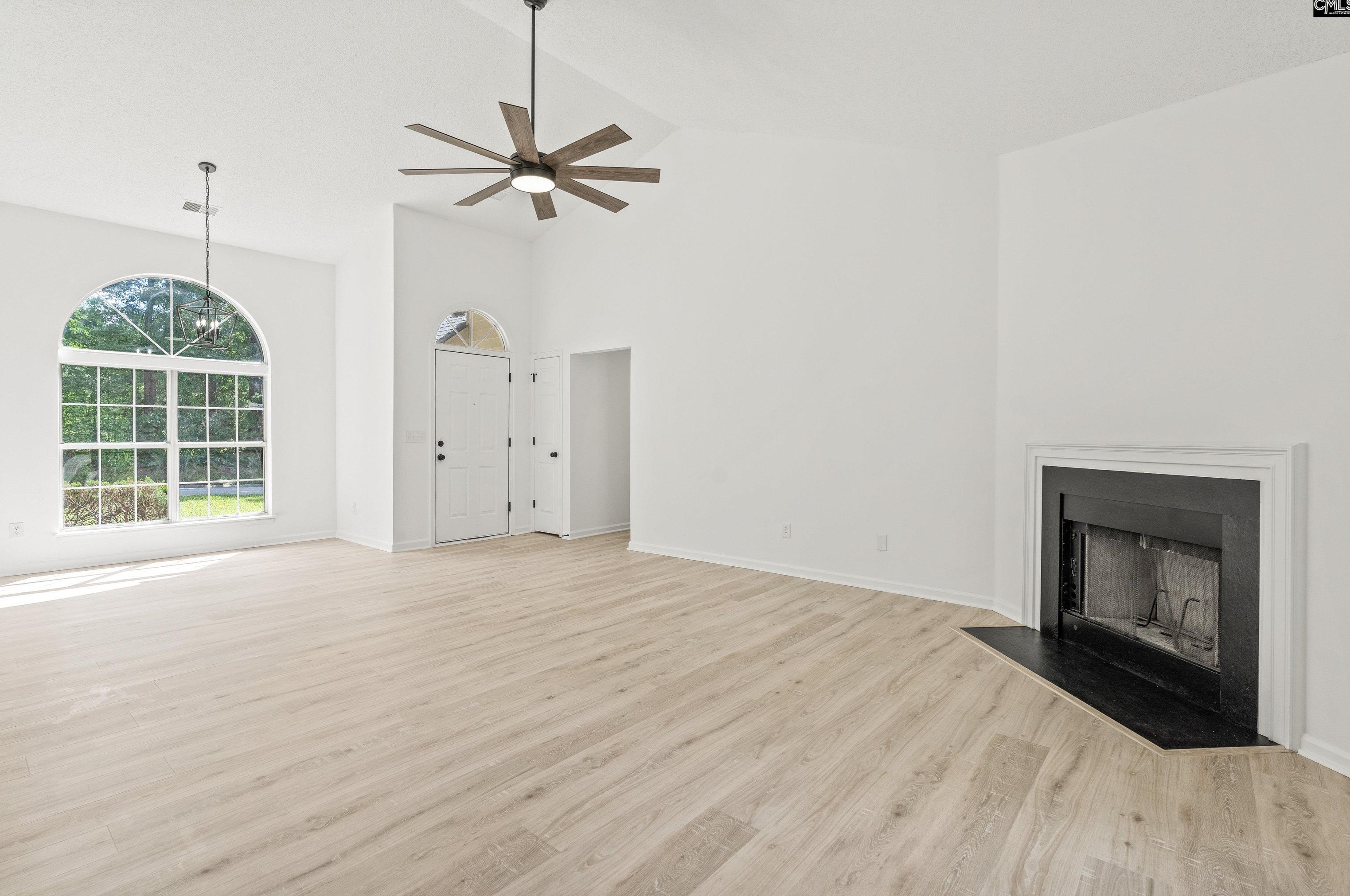 326 Frst Grv Ln, Columbia SC  exterior