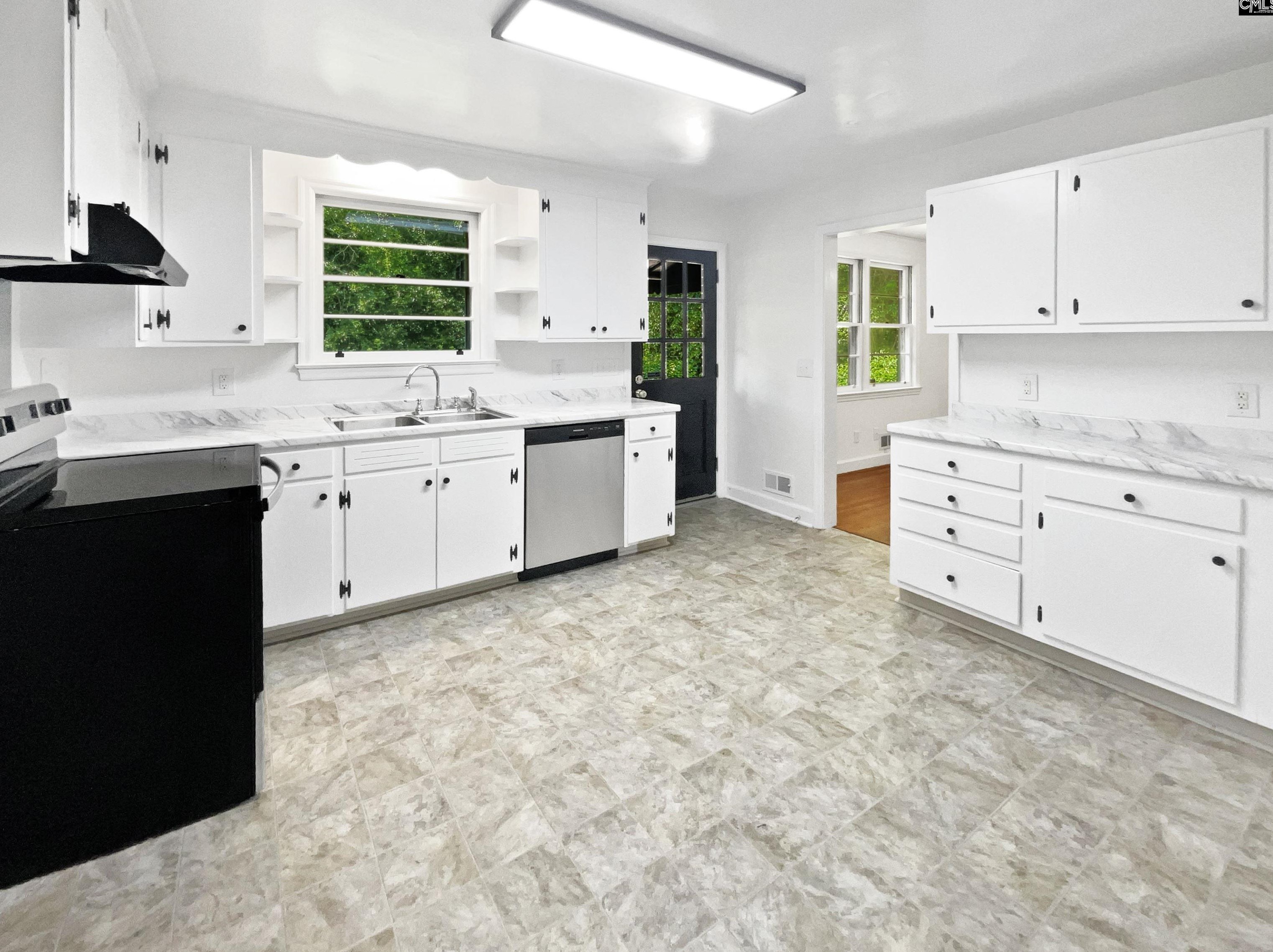 4122 Pinehaven Ct, Columbia, SC 29205-4927