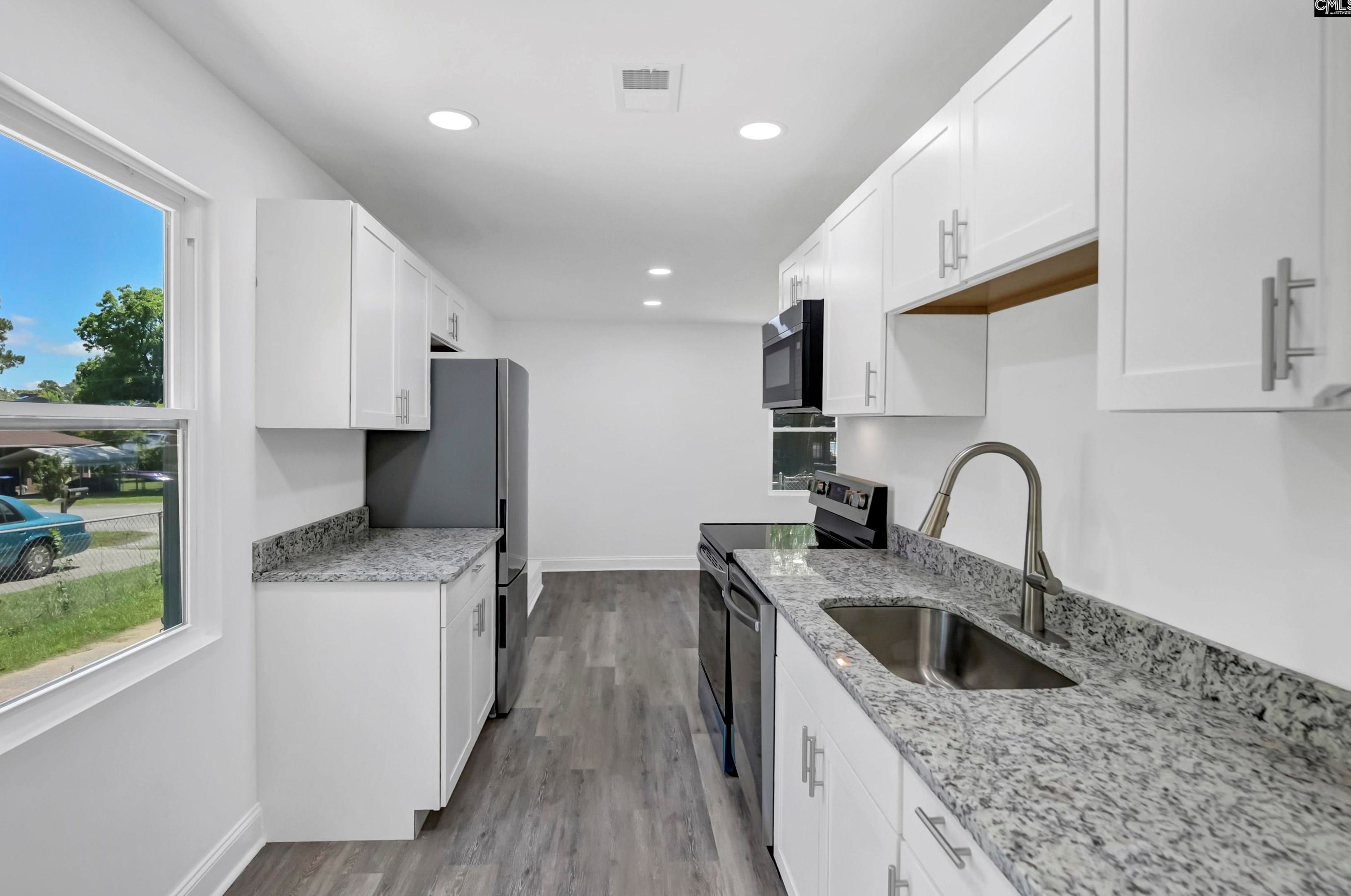 304 Isaac St, Columbia SC 29203-5023 exterior