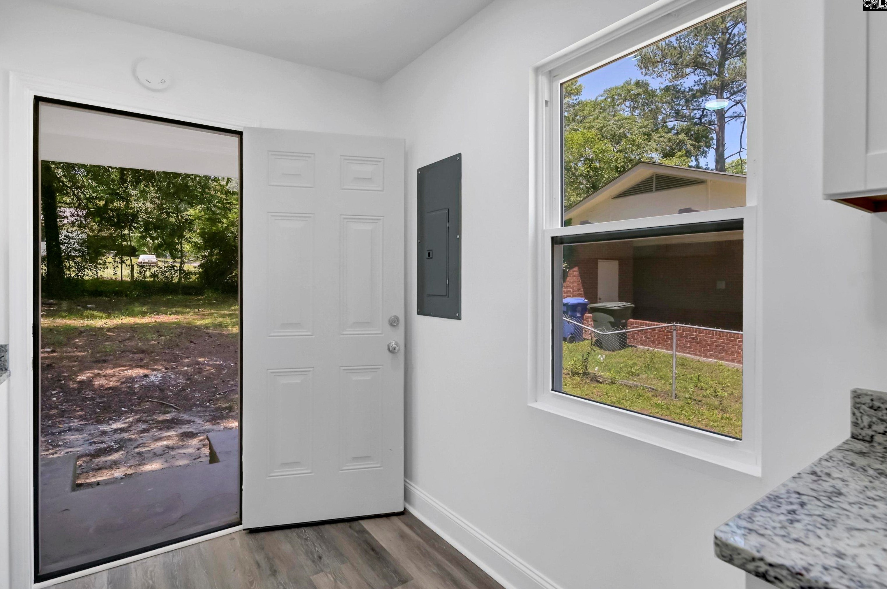 304 Isaac St, Columbia SC 29203-5023 exterior