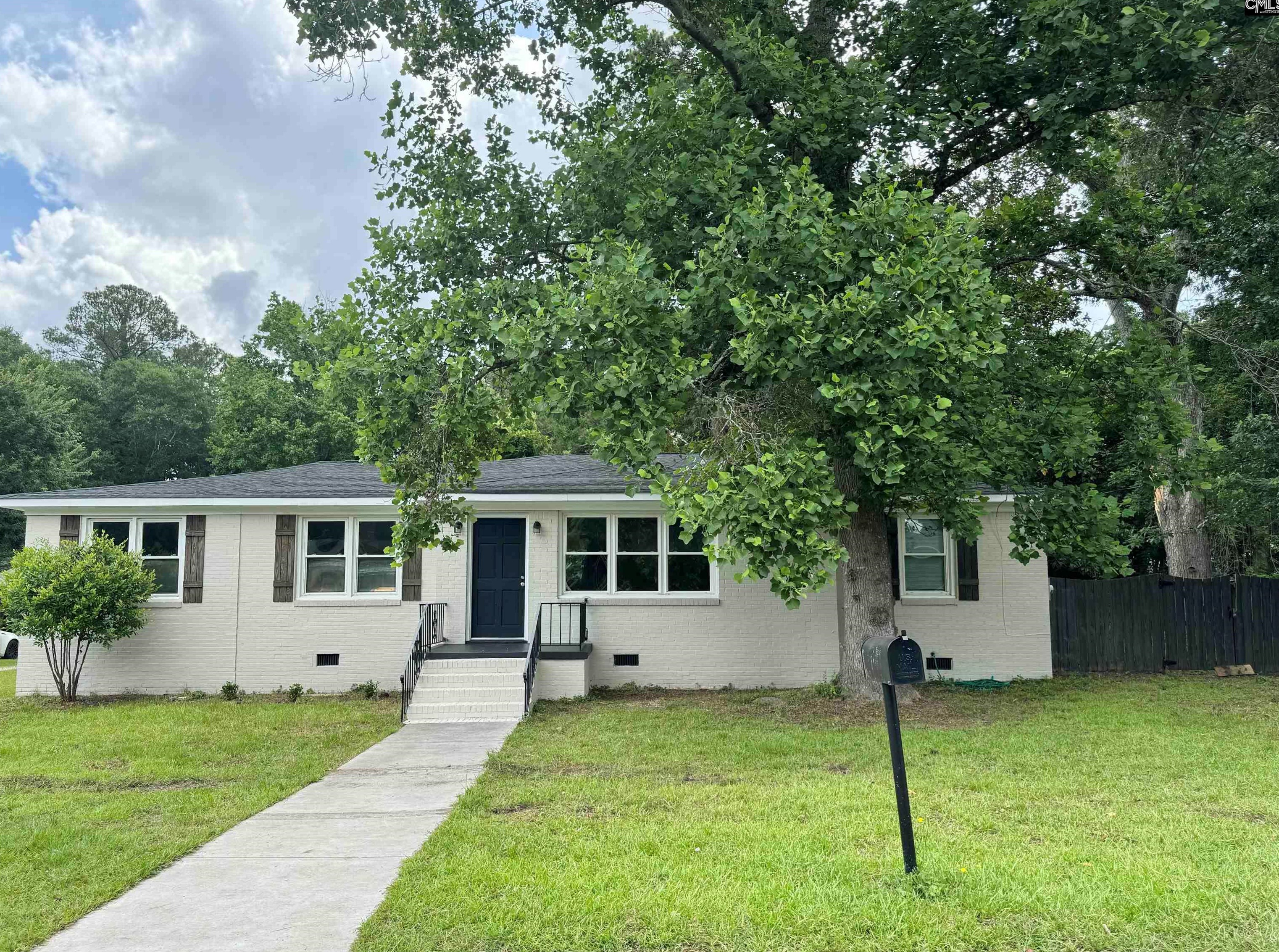 31 Carroll Ct, Cayce-West Columbia, SC 29170-2012
