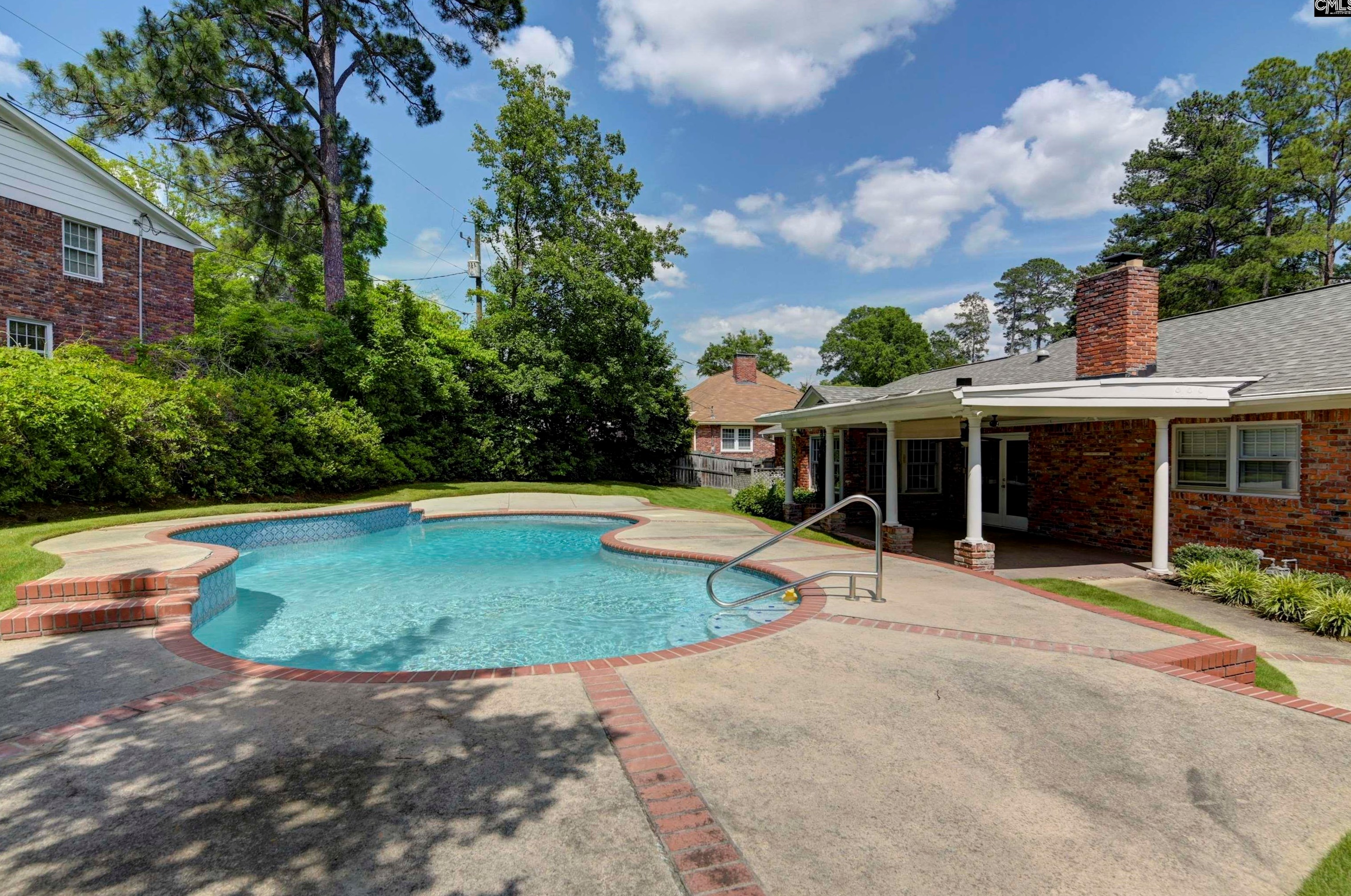 301 Leton Dr, Columbia SC 29210-4215 exterior