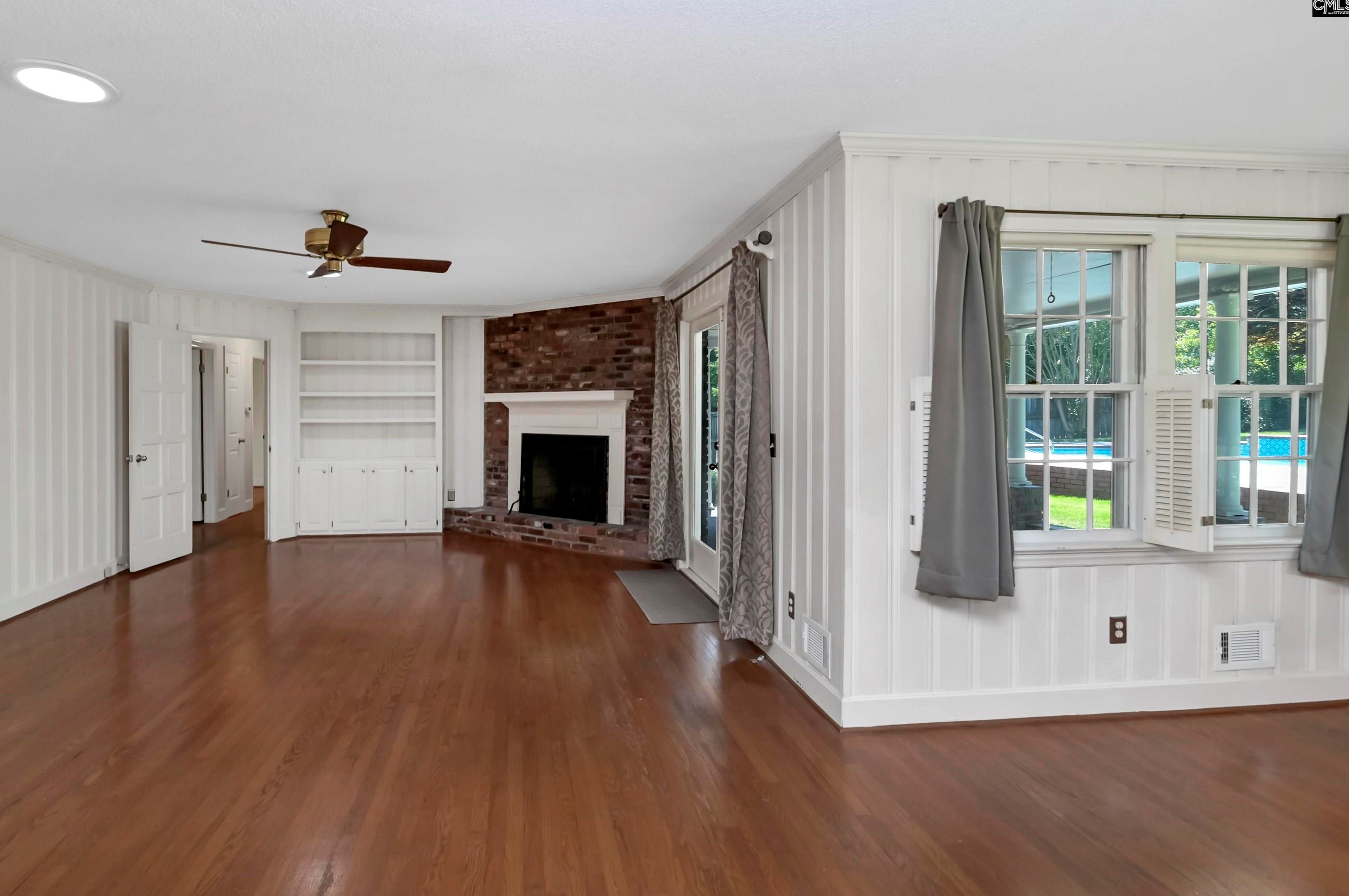 301 Leton Dr, Columbia SC 29210-4215 exterior