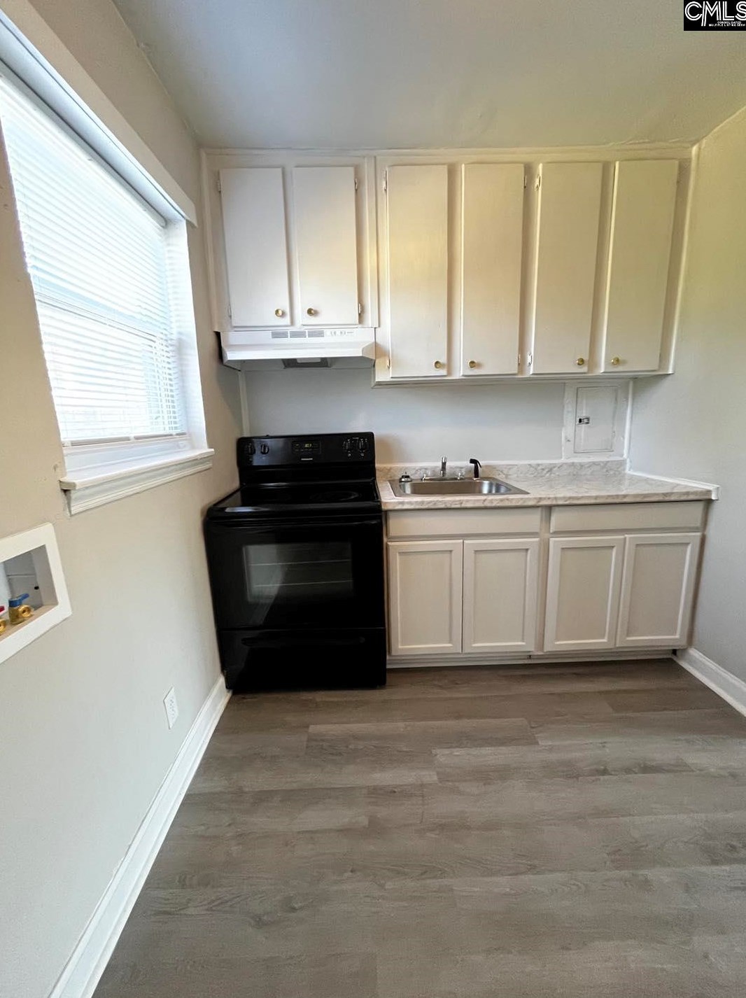 2413 Laurel St, Columbia SC 29201-2623 exterior