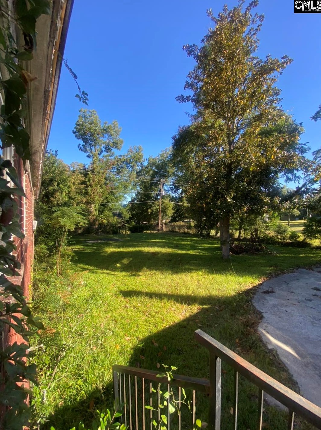 2413 Laurel St, Columbia SC 29201-2623 exterior