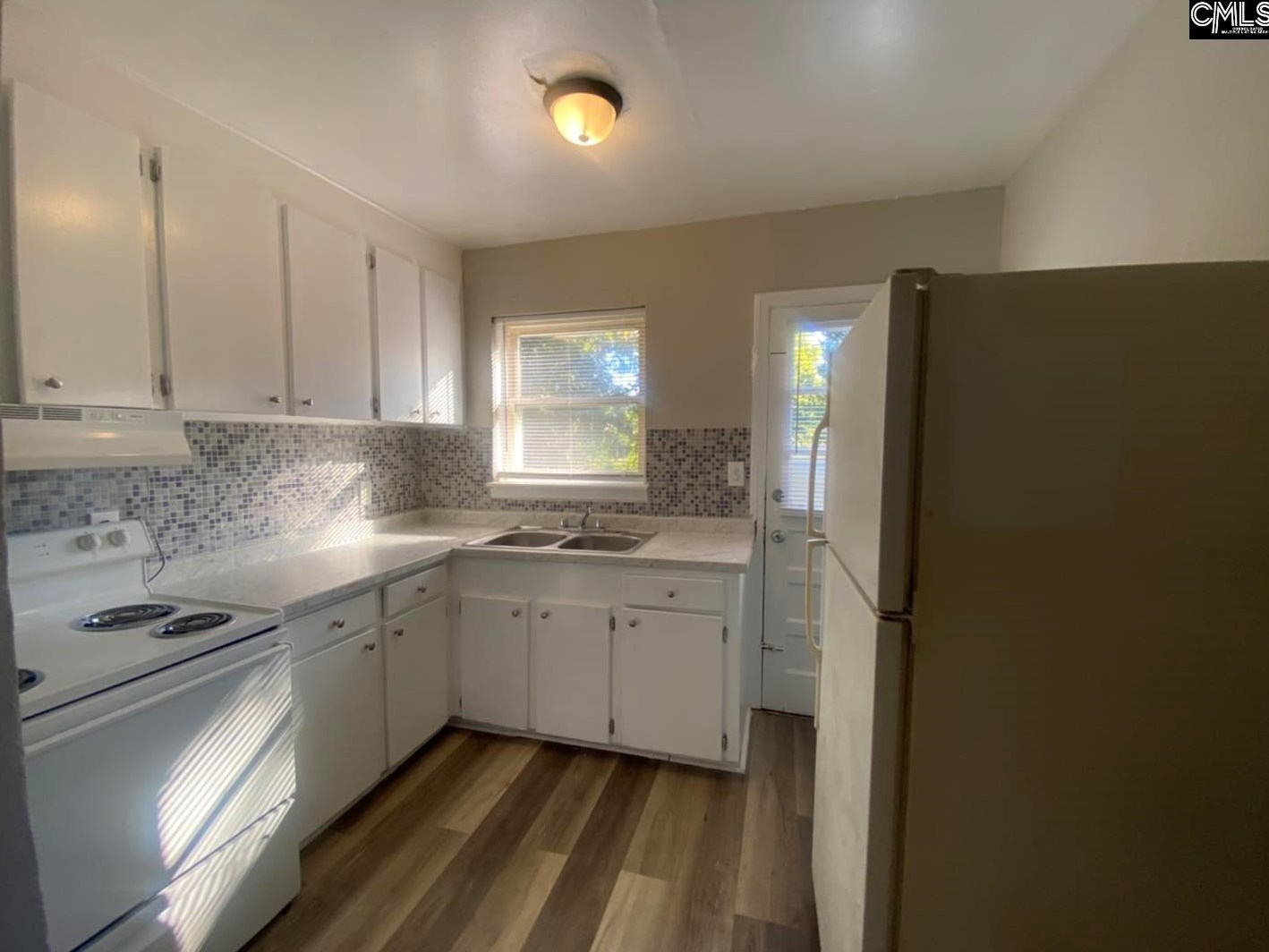 2413 Laurel St, Columbia SC 29201-2623 exterior