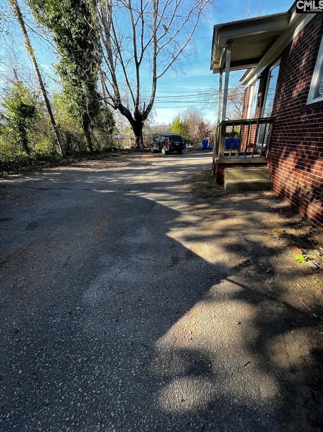 2413 Laurel St, Columbia SC 29201-2623 exterior