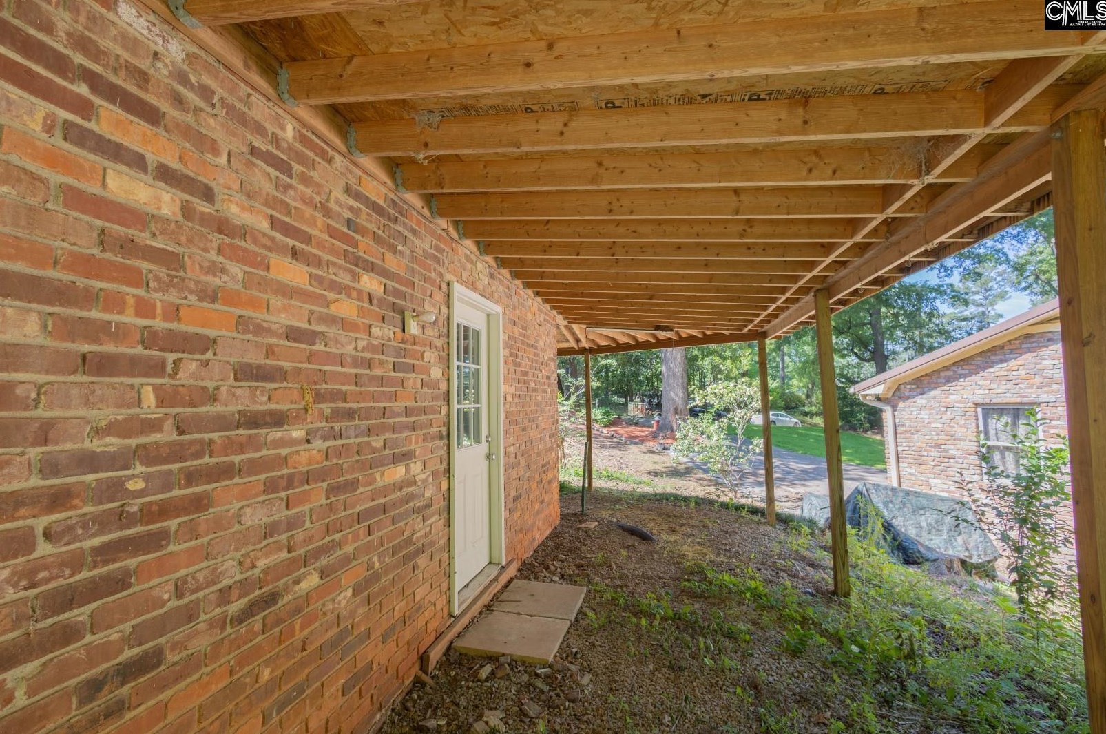 1916 Berkshire Dr, Columbia SC 29210-6841 exterior