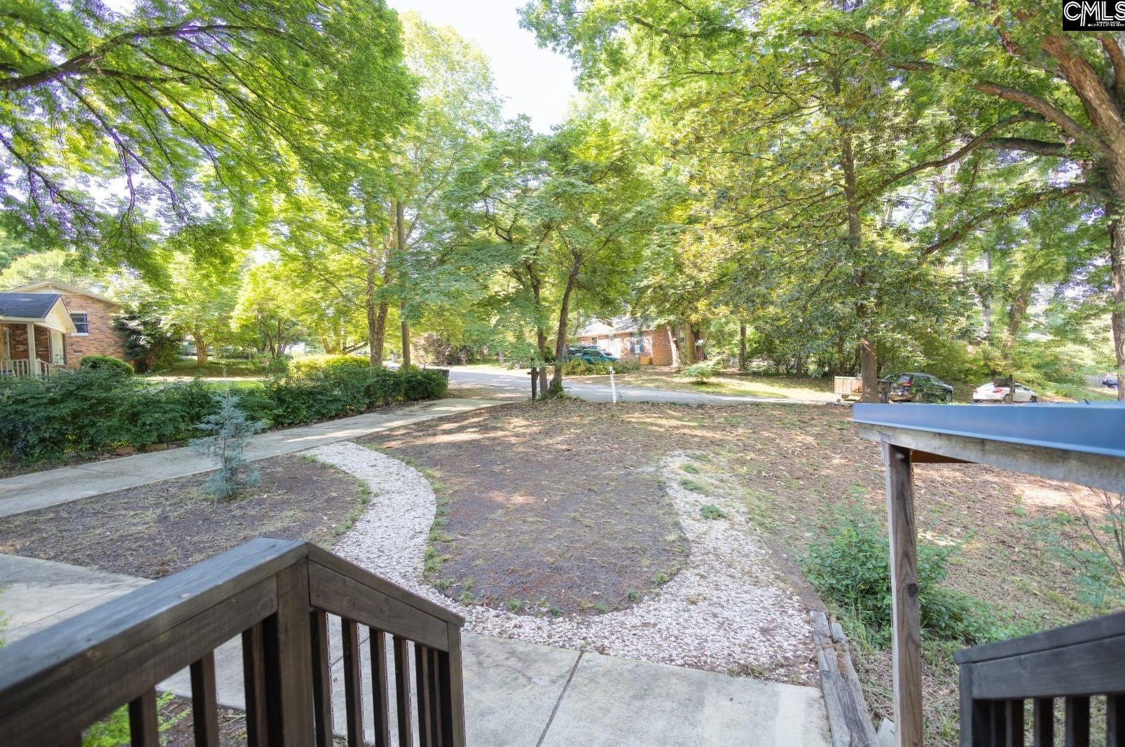 1916 Berkshire Dr, Columbia SC 29210-6841 exterior