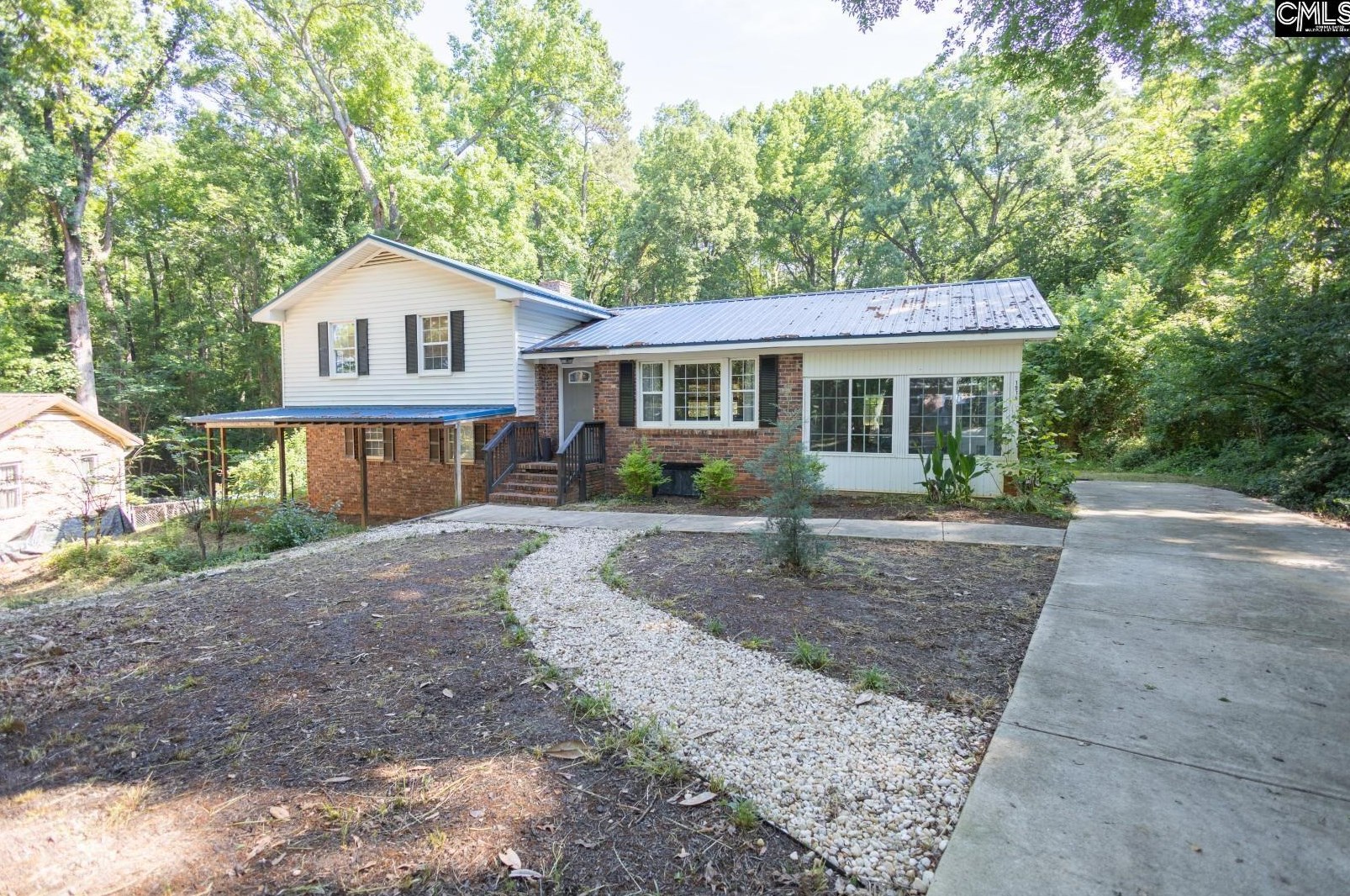 1916 Berkshire Dr, Columbia SC 29210-6841 exterior