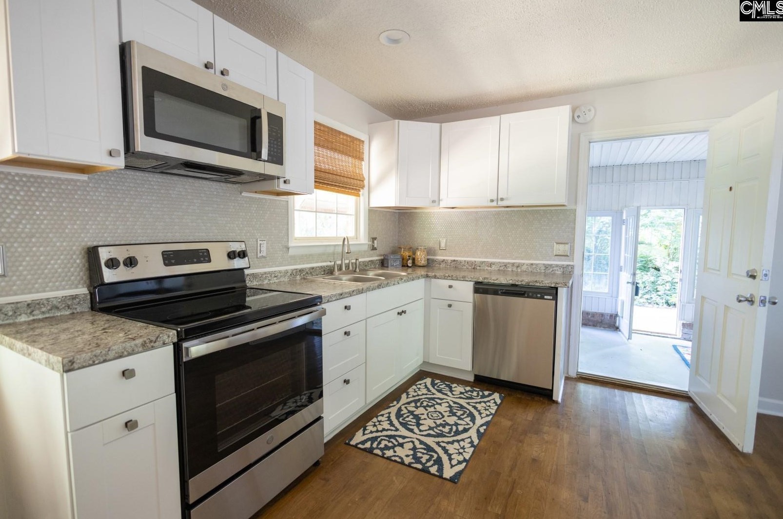 1916 Berkshire Dr, Columbia SC 29210-6841 exterior