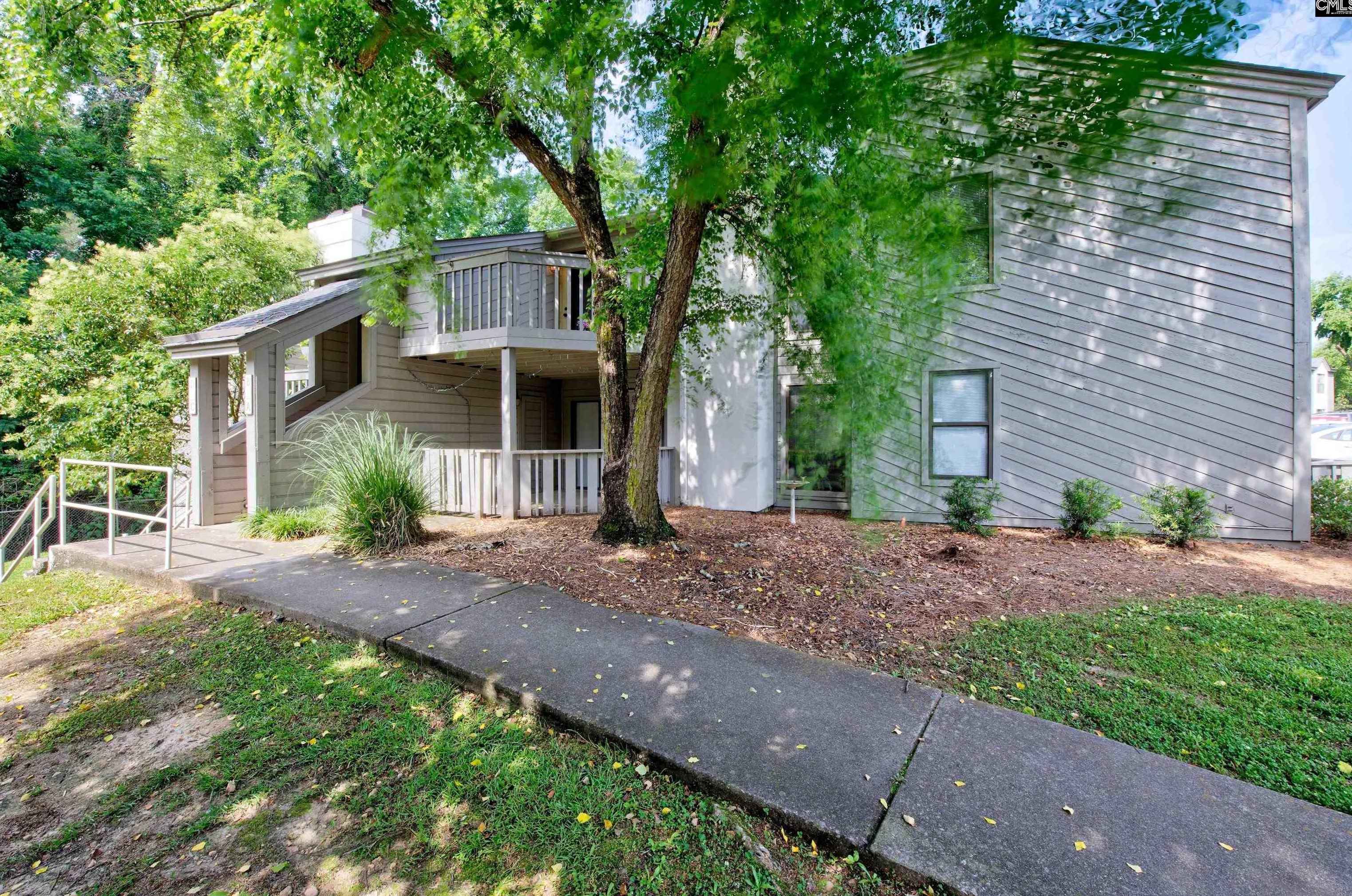 448 Deerwood St, Columbia, SC 29205-4101