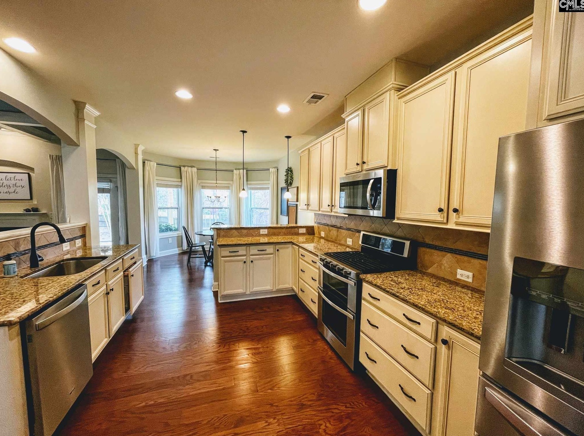 358 Bronze Dr, Lexington, SC 29072